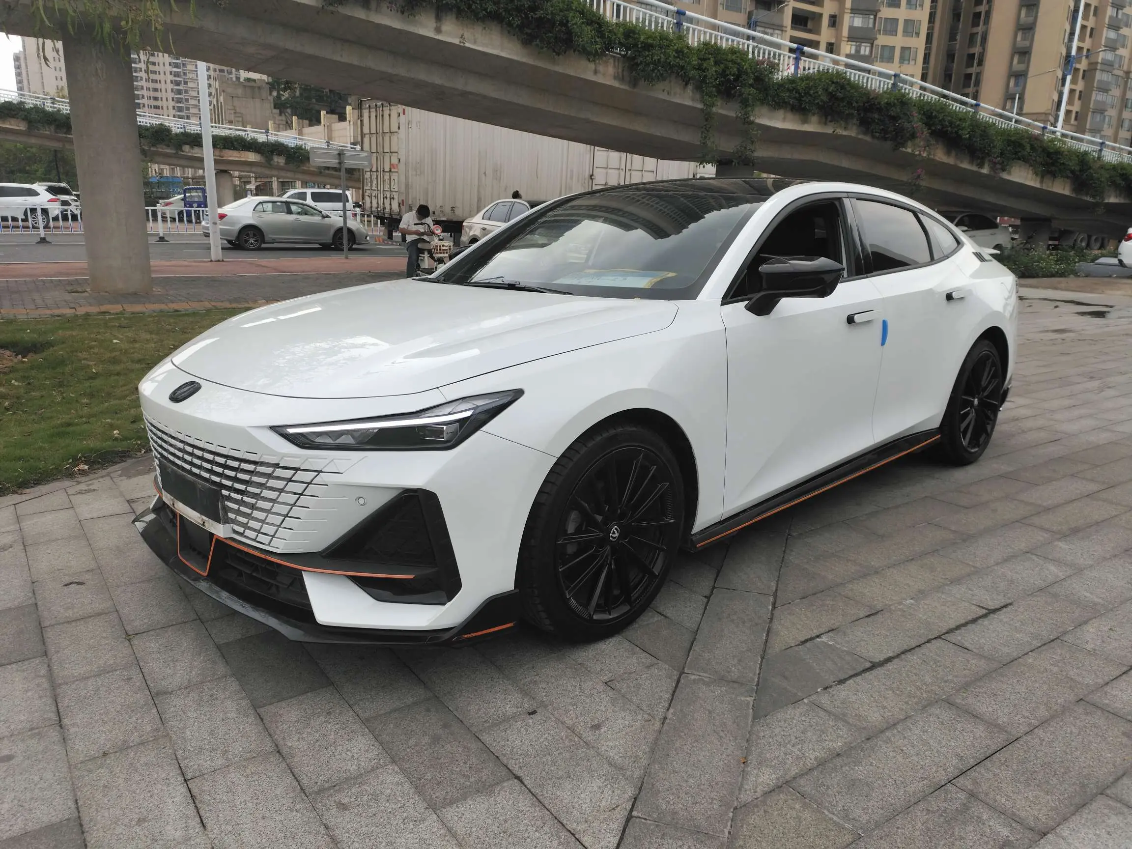 Changan UNI-V