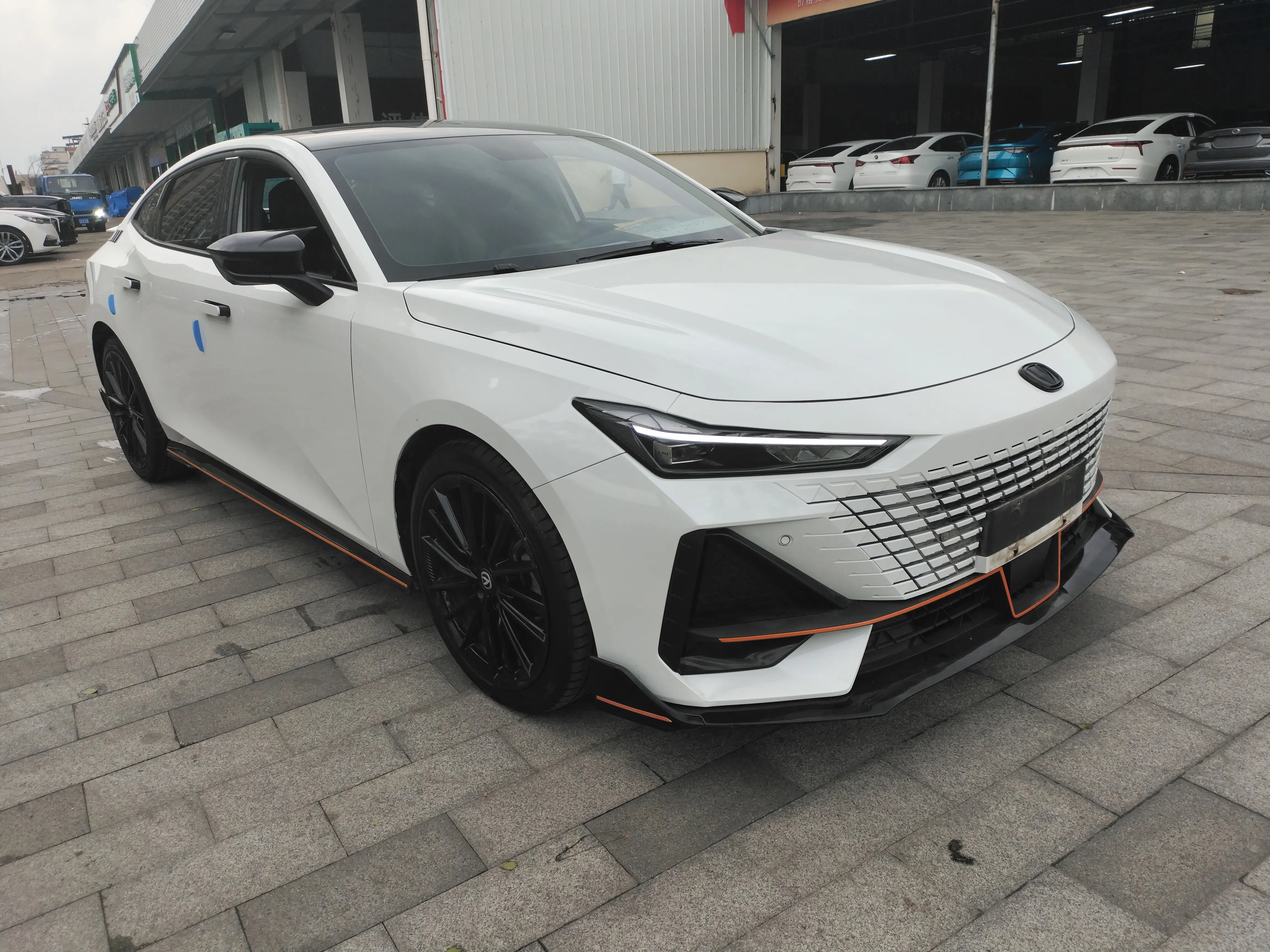 Changan UNI-V