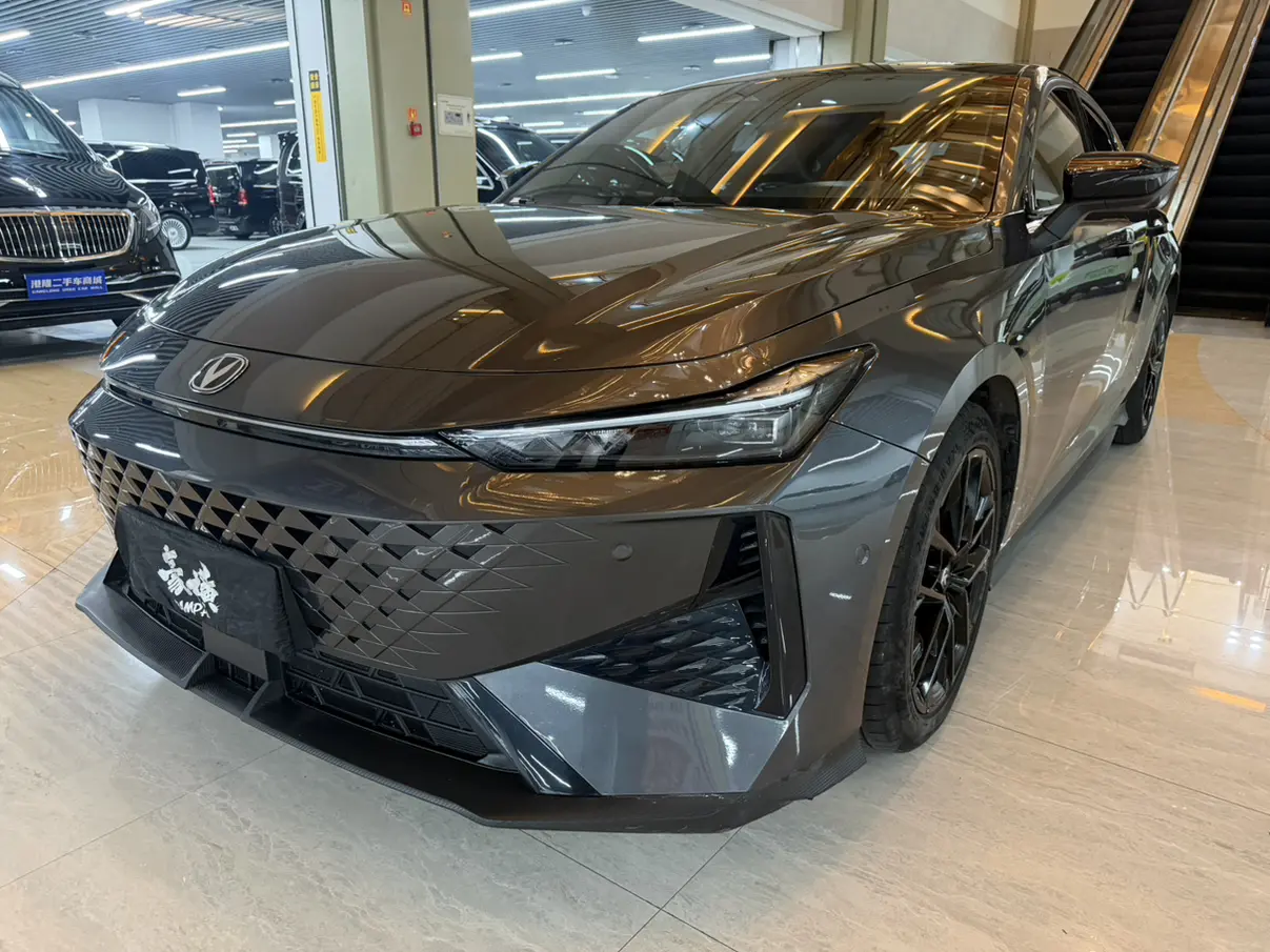Changan UNI-V
