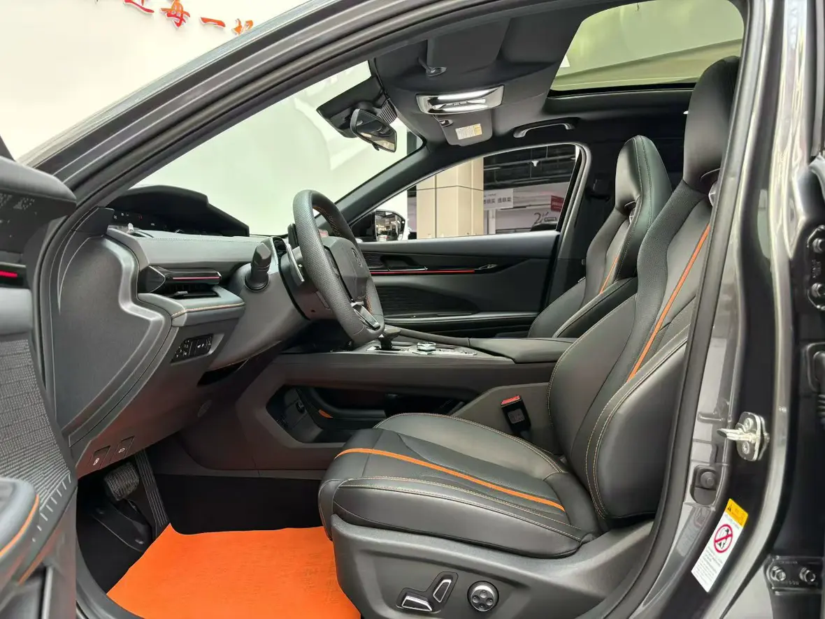Changan UNI-V