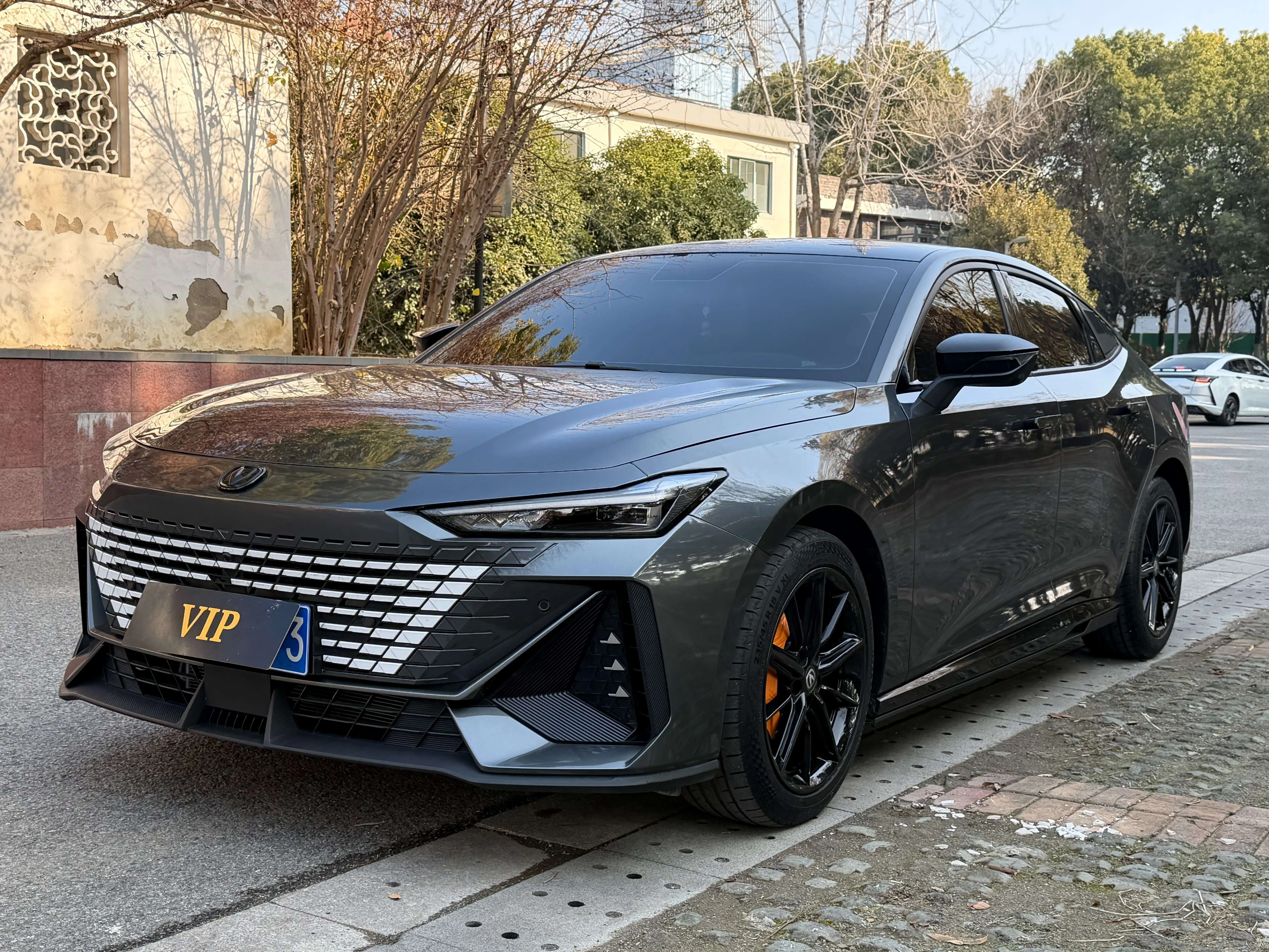 Changan UNI-V