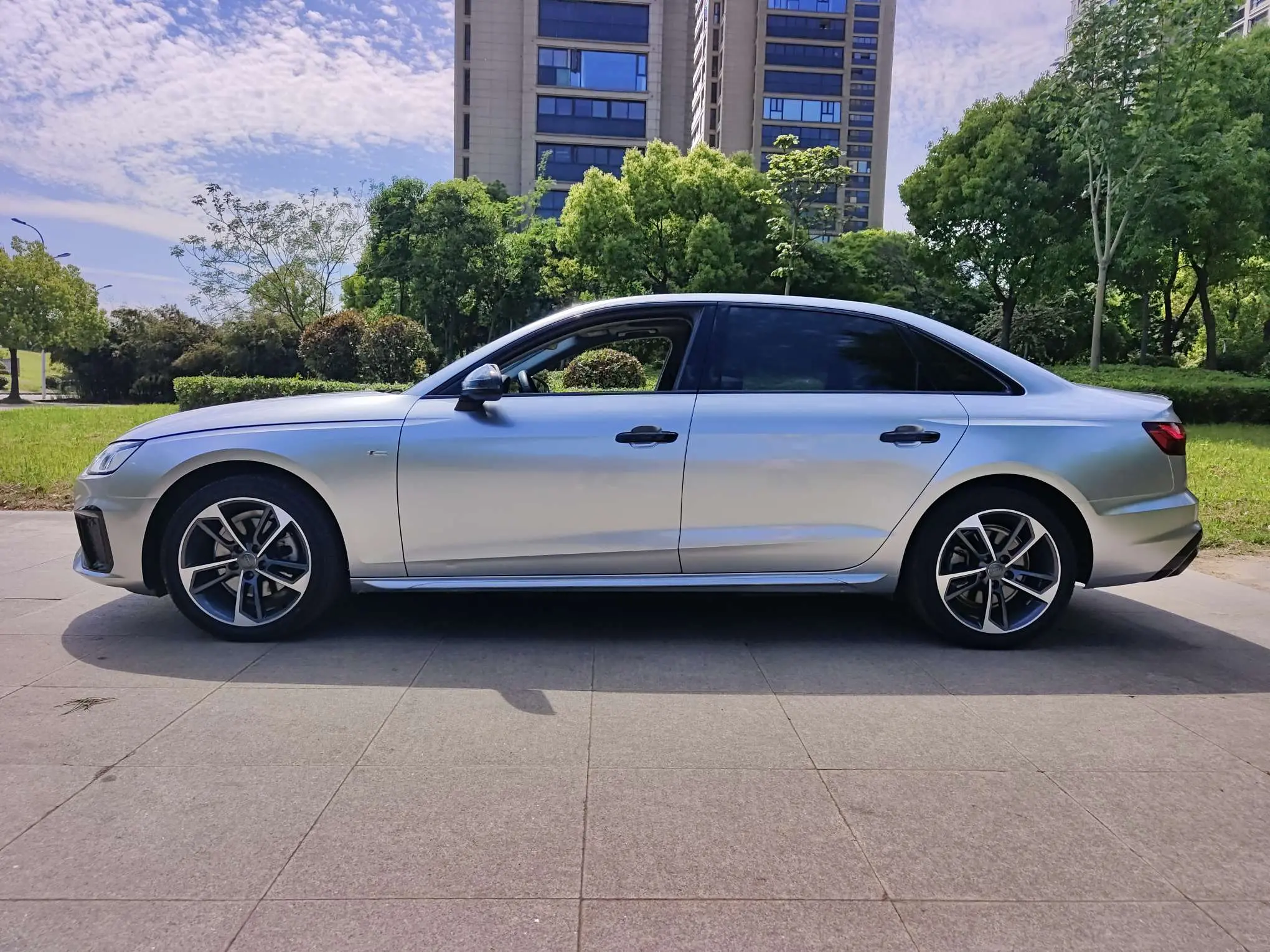 Audi A4L
