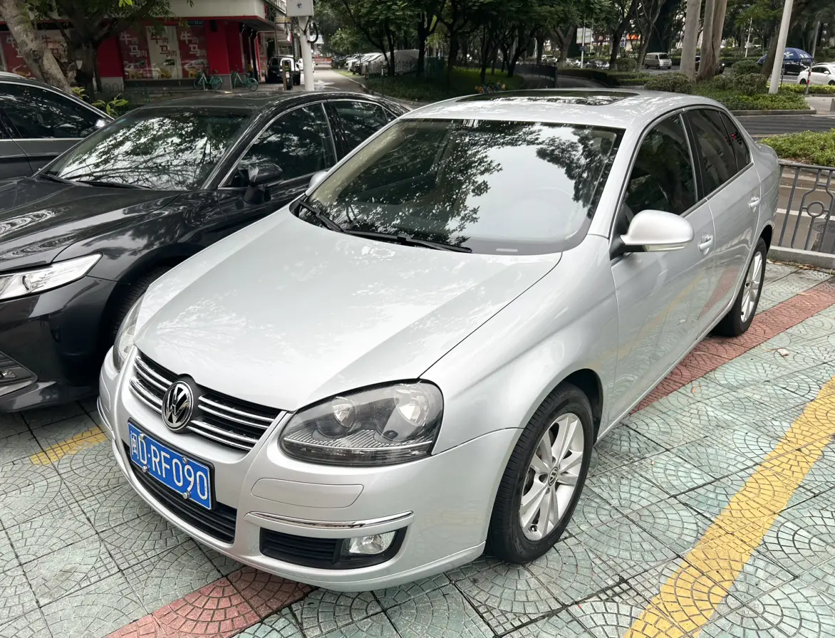 Volkswagen Sagitar