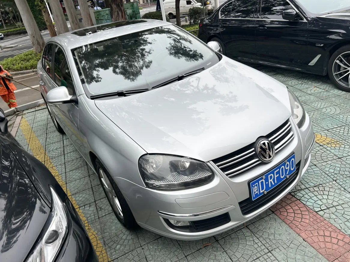 Volkswagen Sagitar