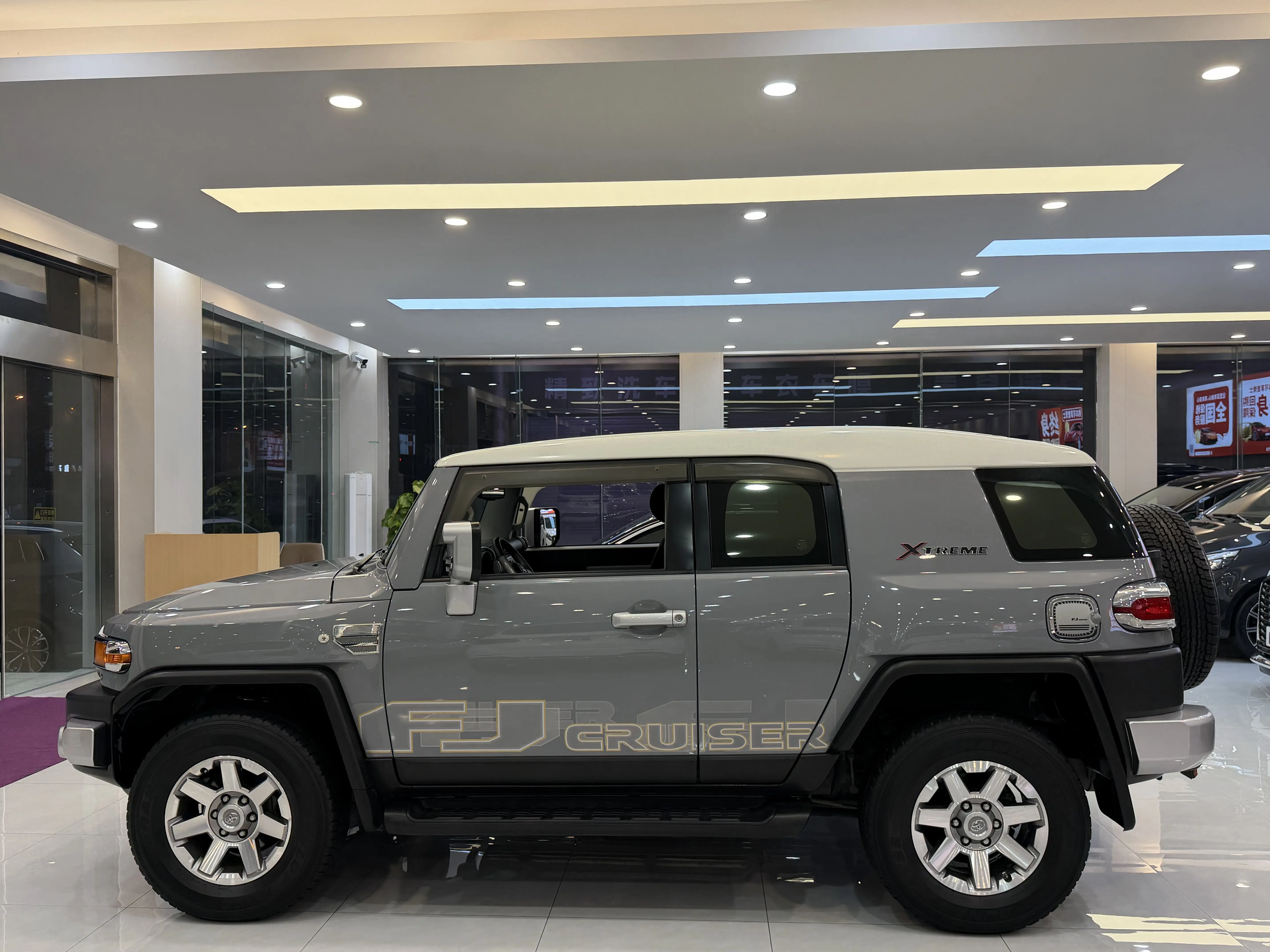 Toyota FJ Cruiser