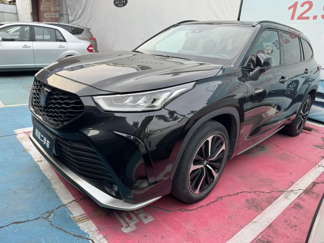 Toyota Crown Kluger