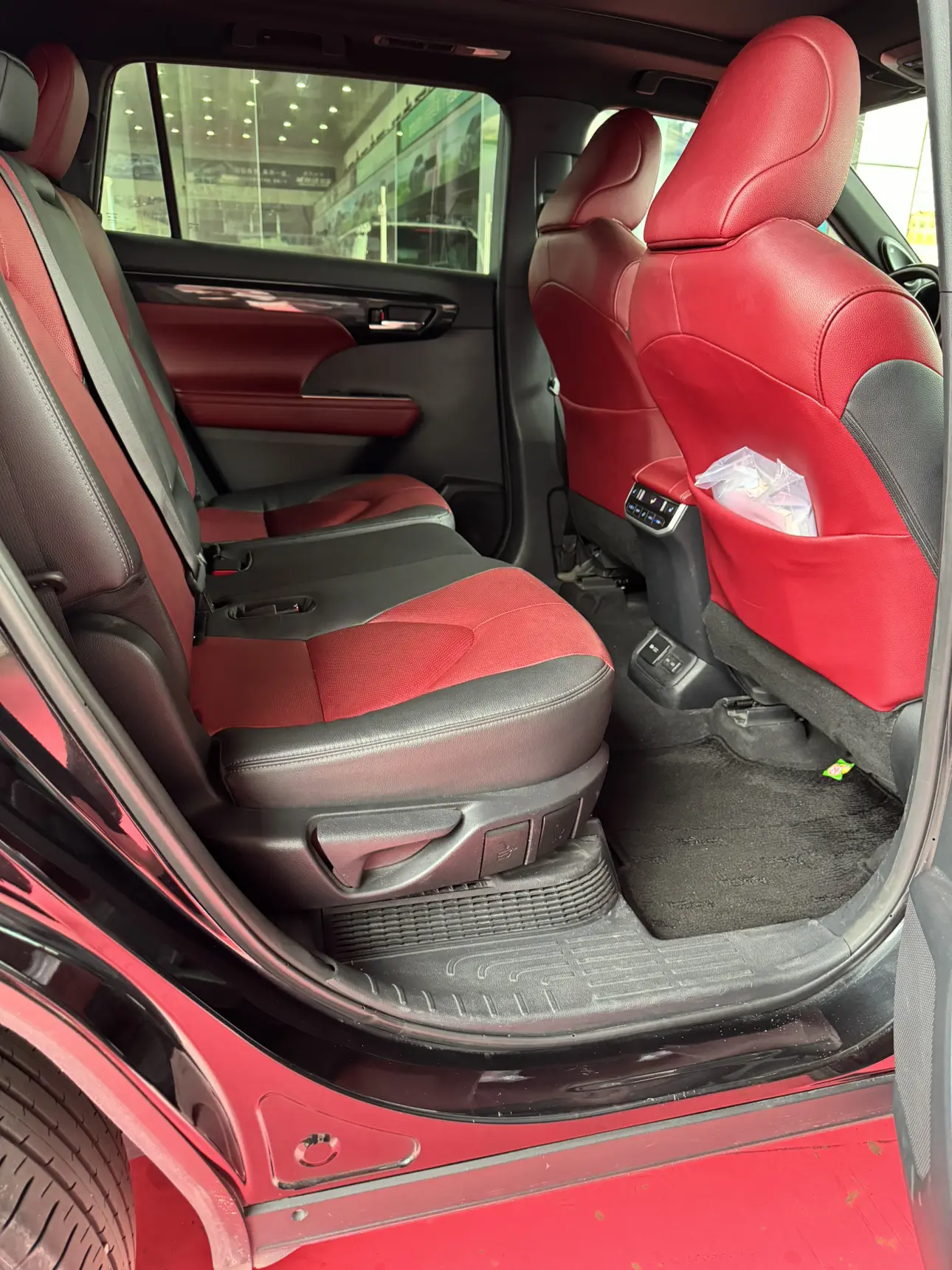 Toyota Crown Kluger