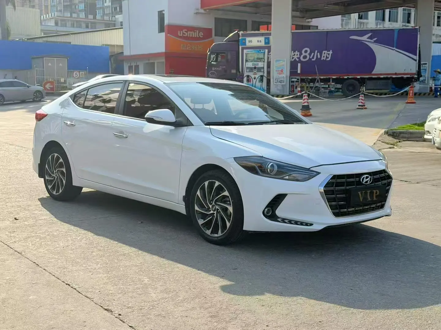 Hyundai Lead