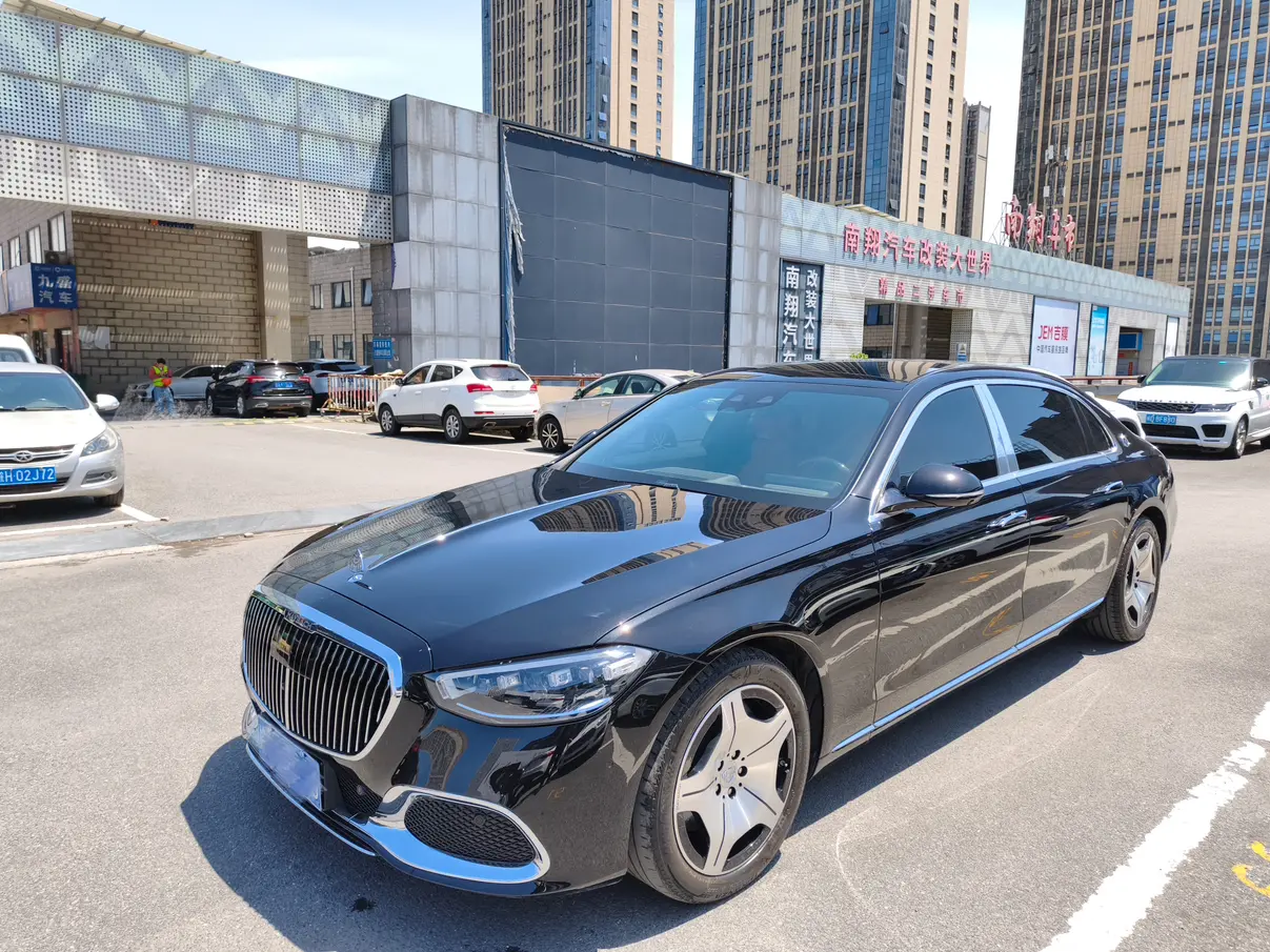 Mercedes-Benz Maybach S-Class