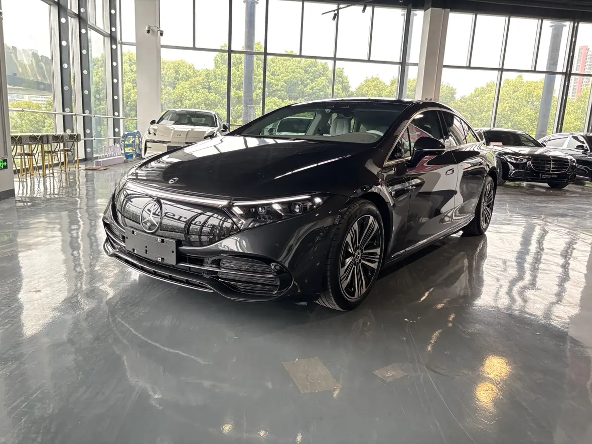 Mercedes-Benz EQS