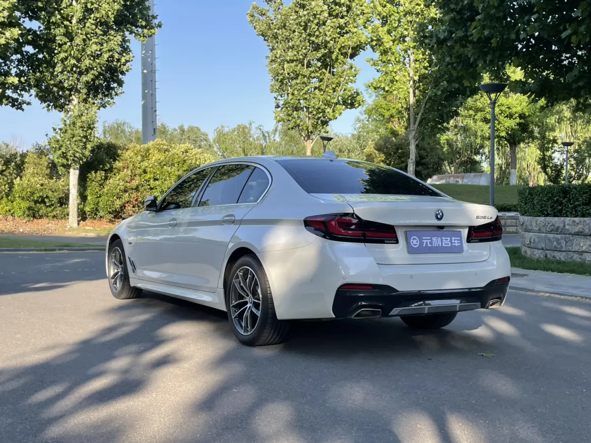 BMW 5 Series PHEV