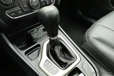 catalog-car-13