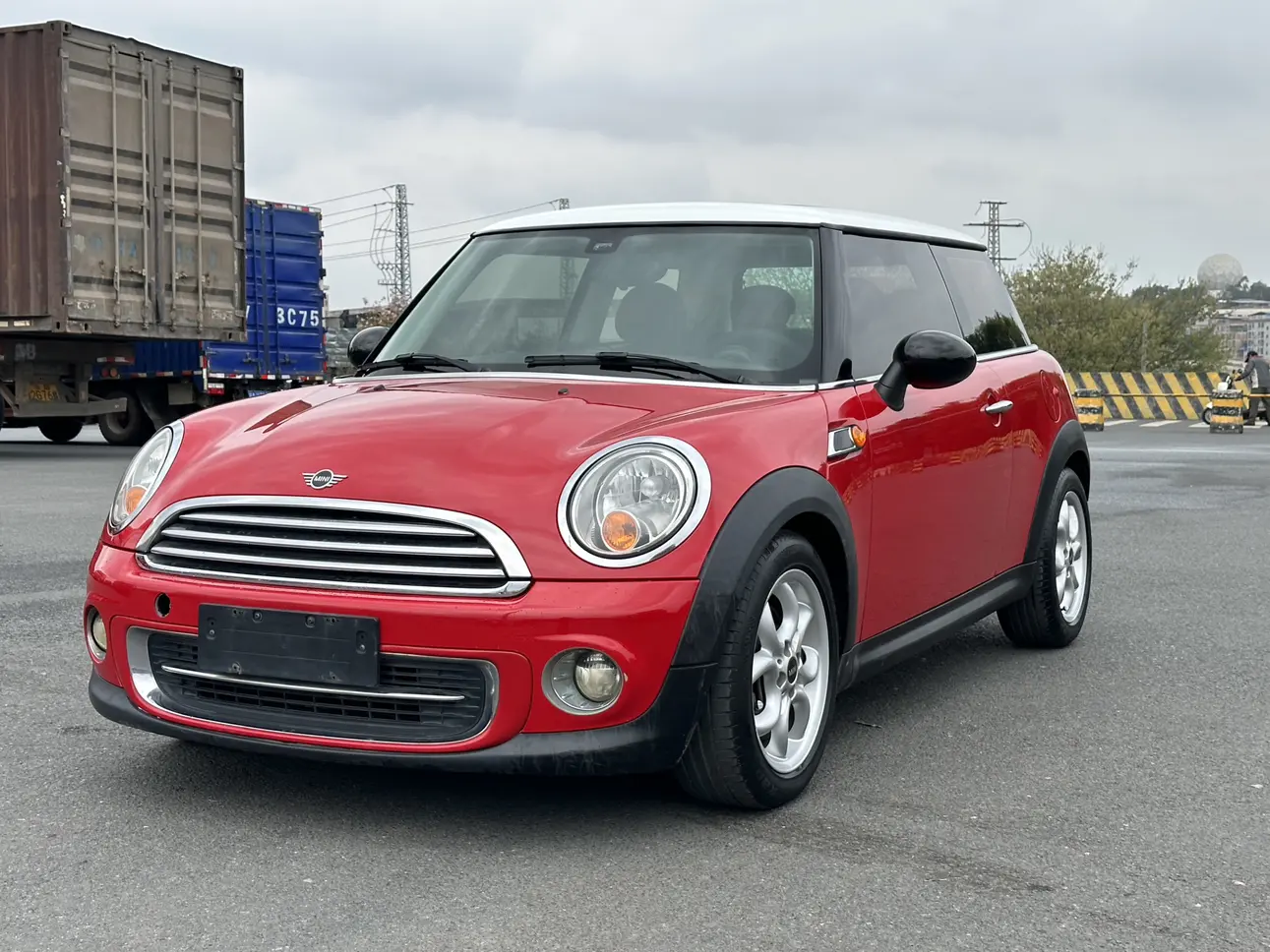 MINI 