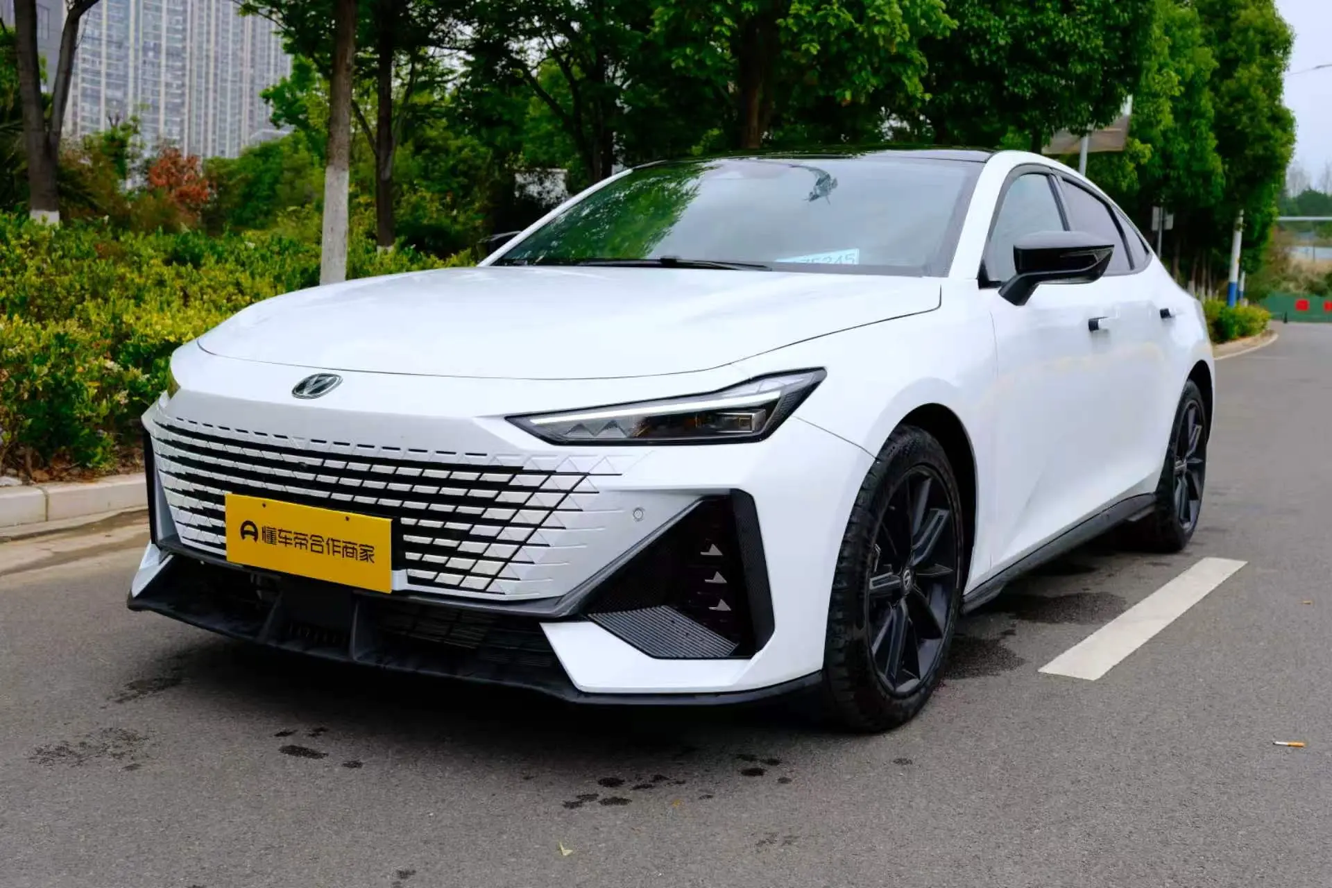 Changan UNI-V