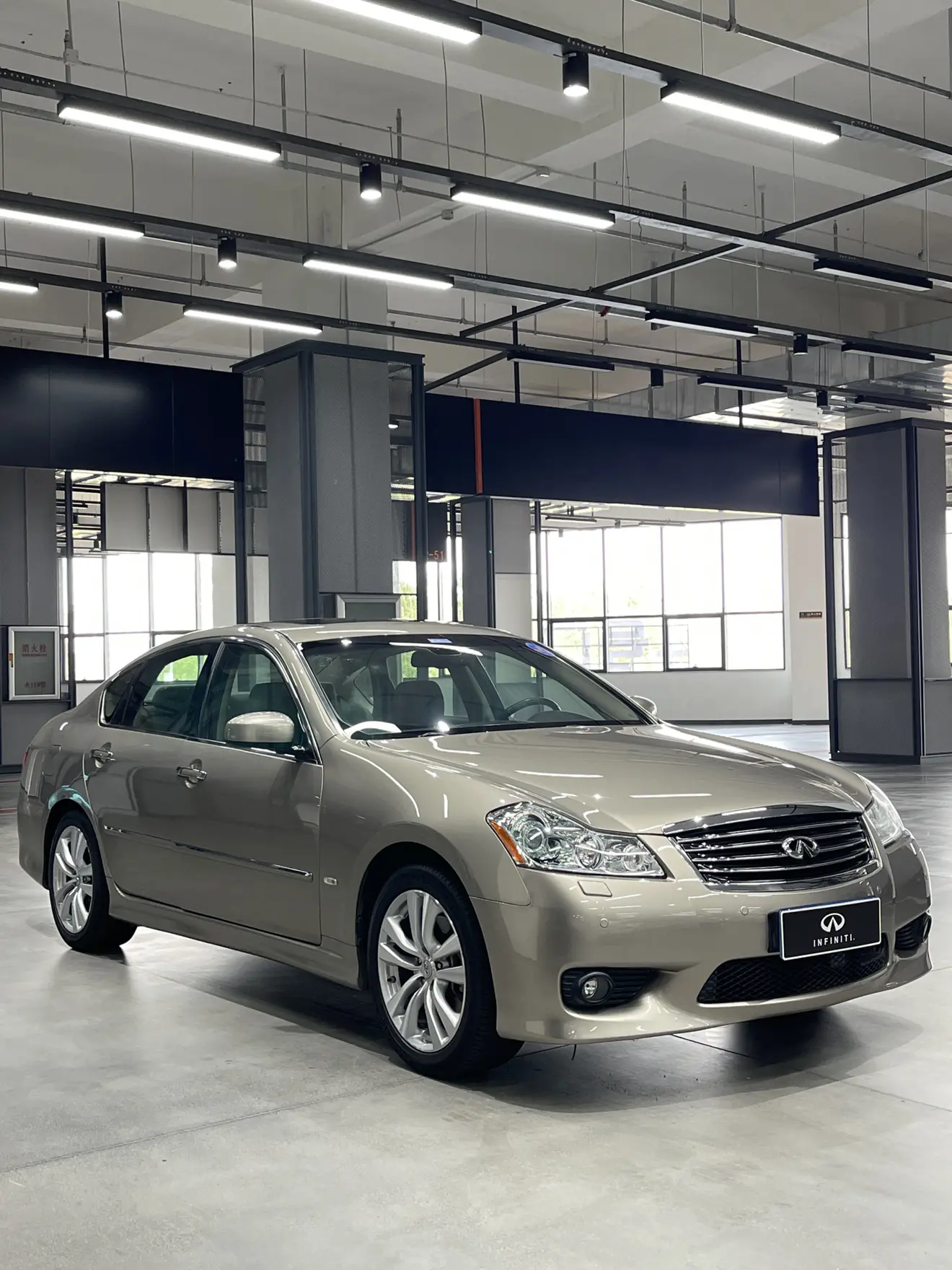 Infiniti M Series