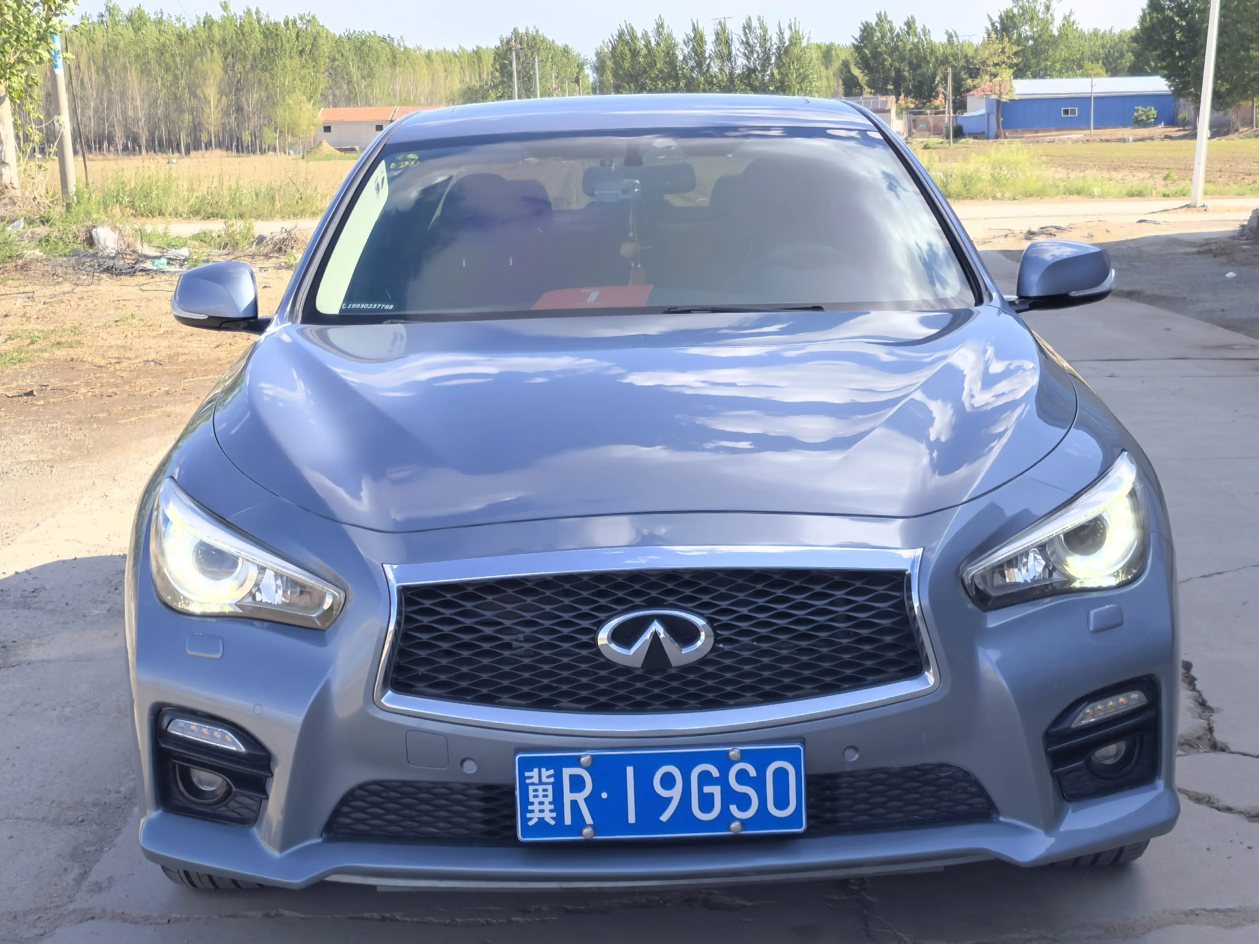 Infiniti Q50L
