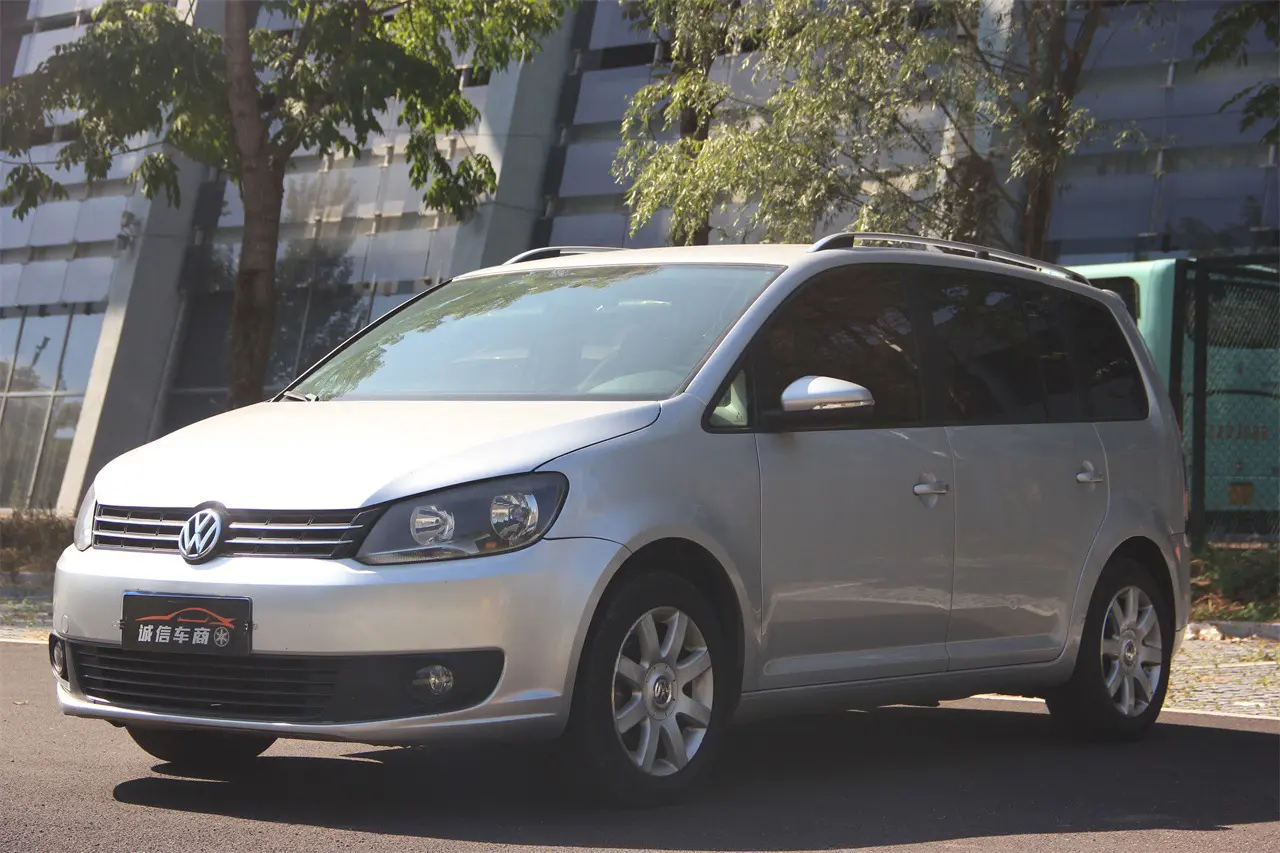 Volkswagen Touran L