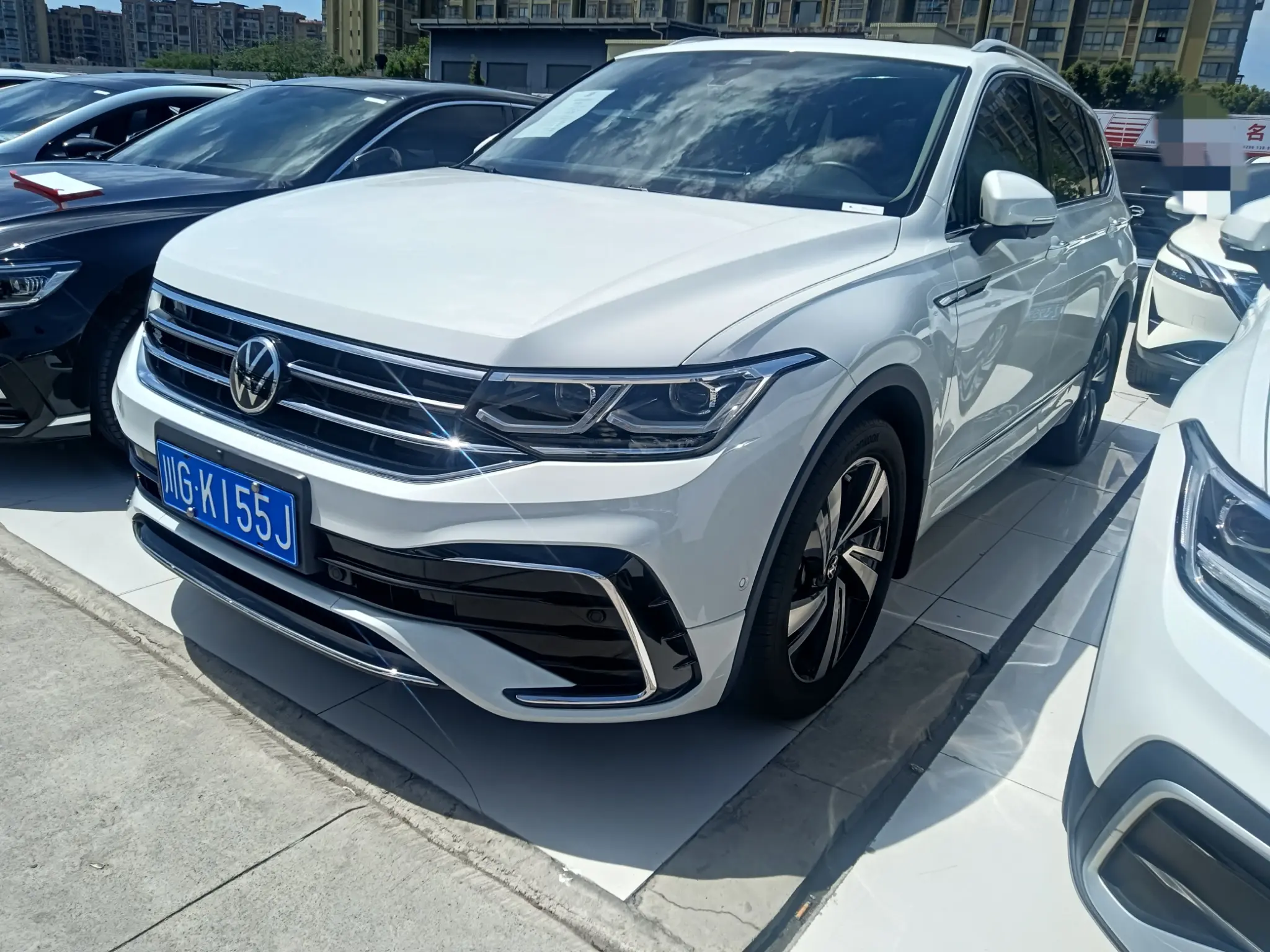 Volkswagen Tiguan L
