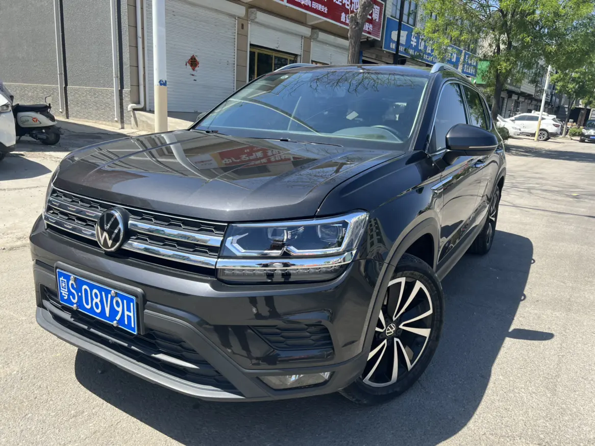 Volkswagen Tharu