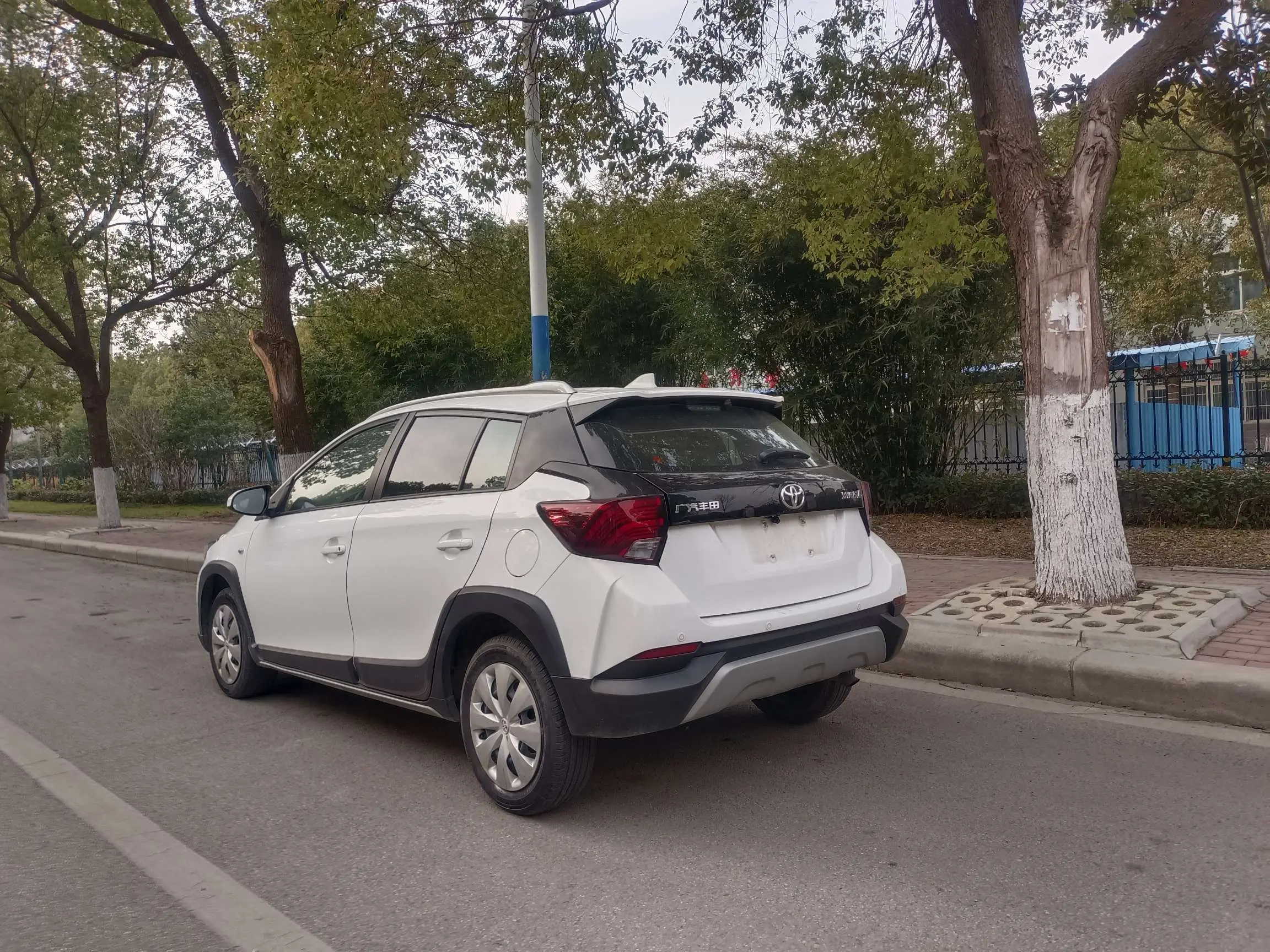 Toyota Yaris L