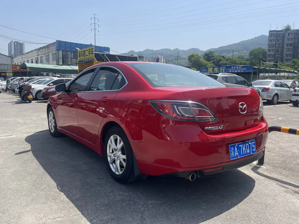 Mazda 6