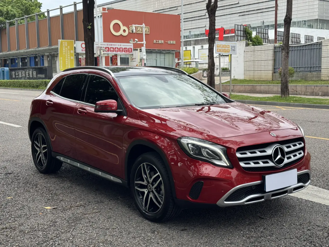 Mercedes-Benz GLA