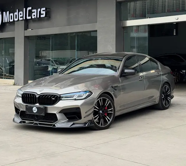 BMW M5