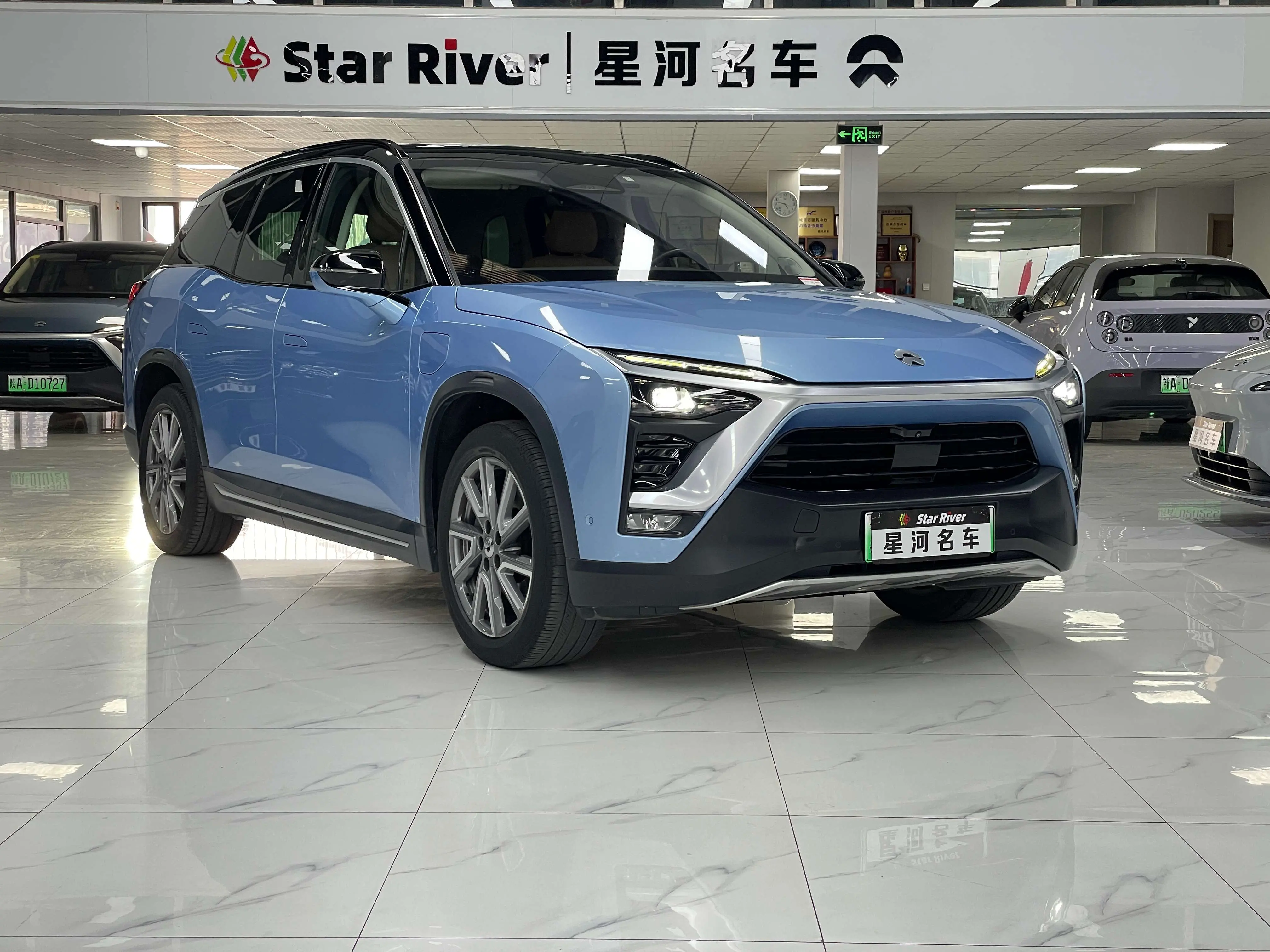 NIO ES8