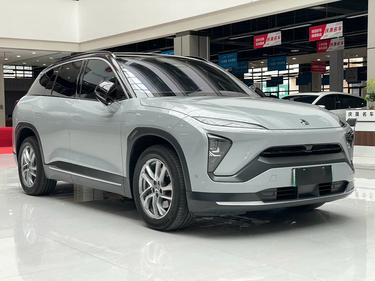 NIO ES6