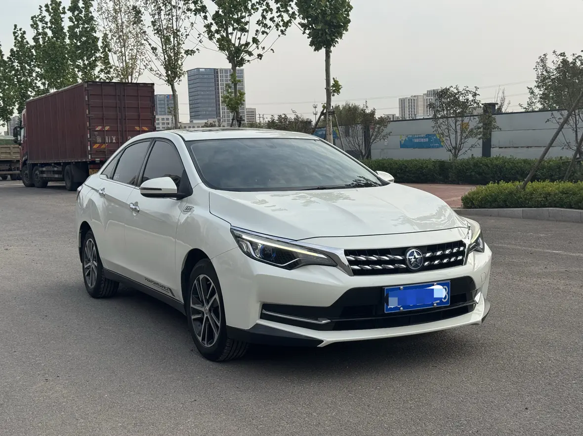Kai Chen Venucia D60