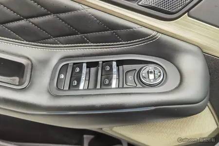 catalog-car-4