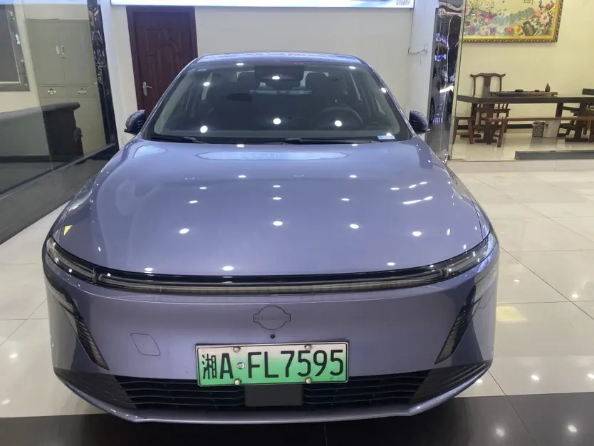 Nissan N6