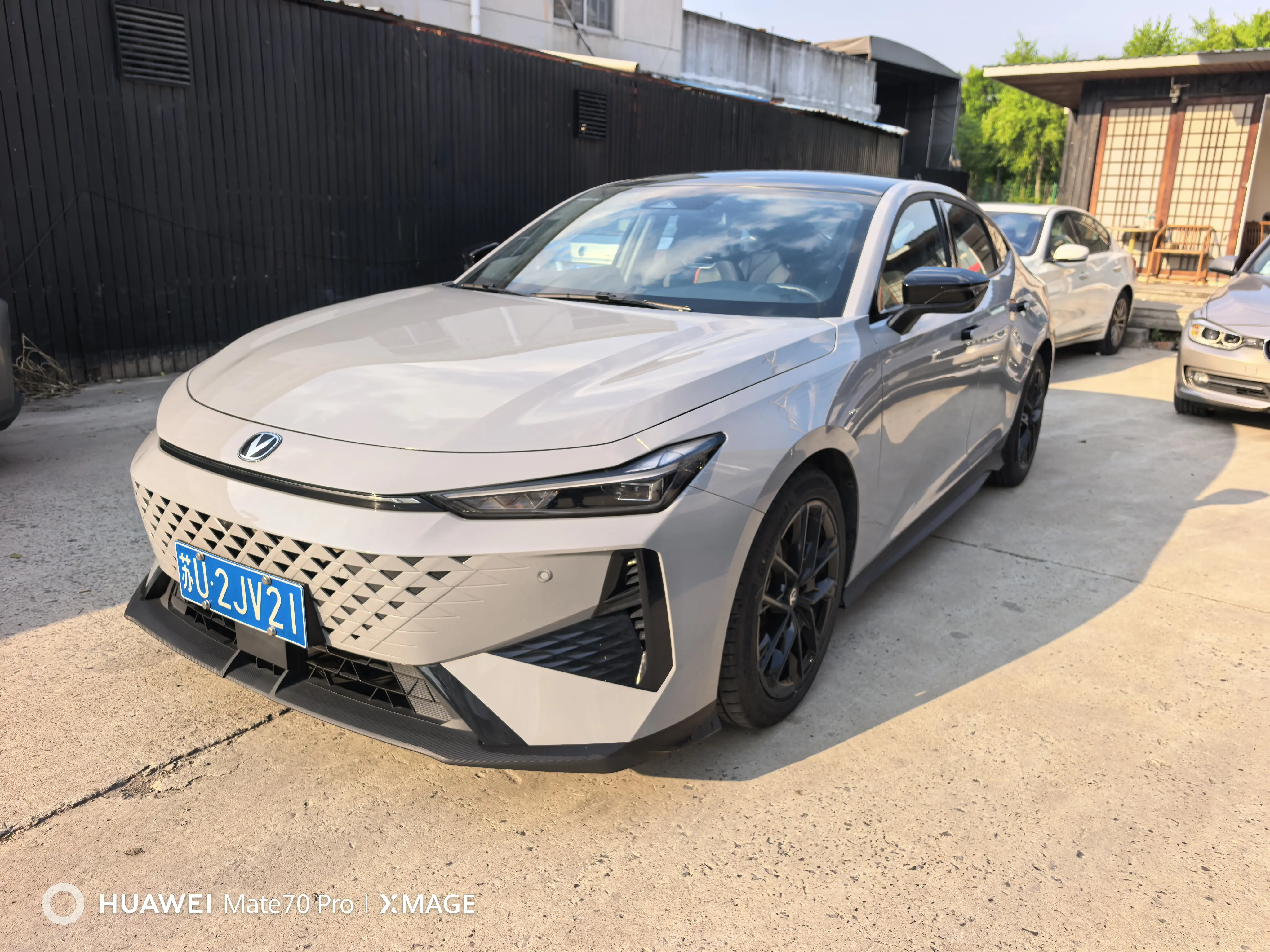 Changan  UNI-V