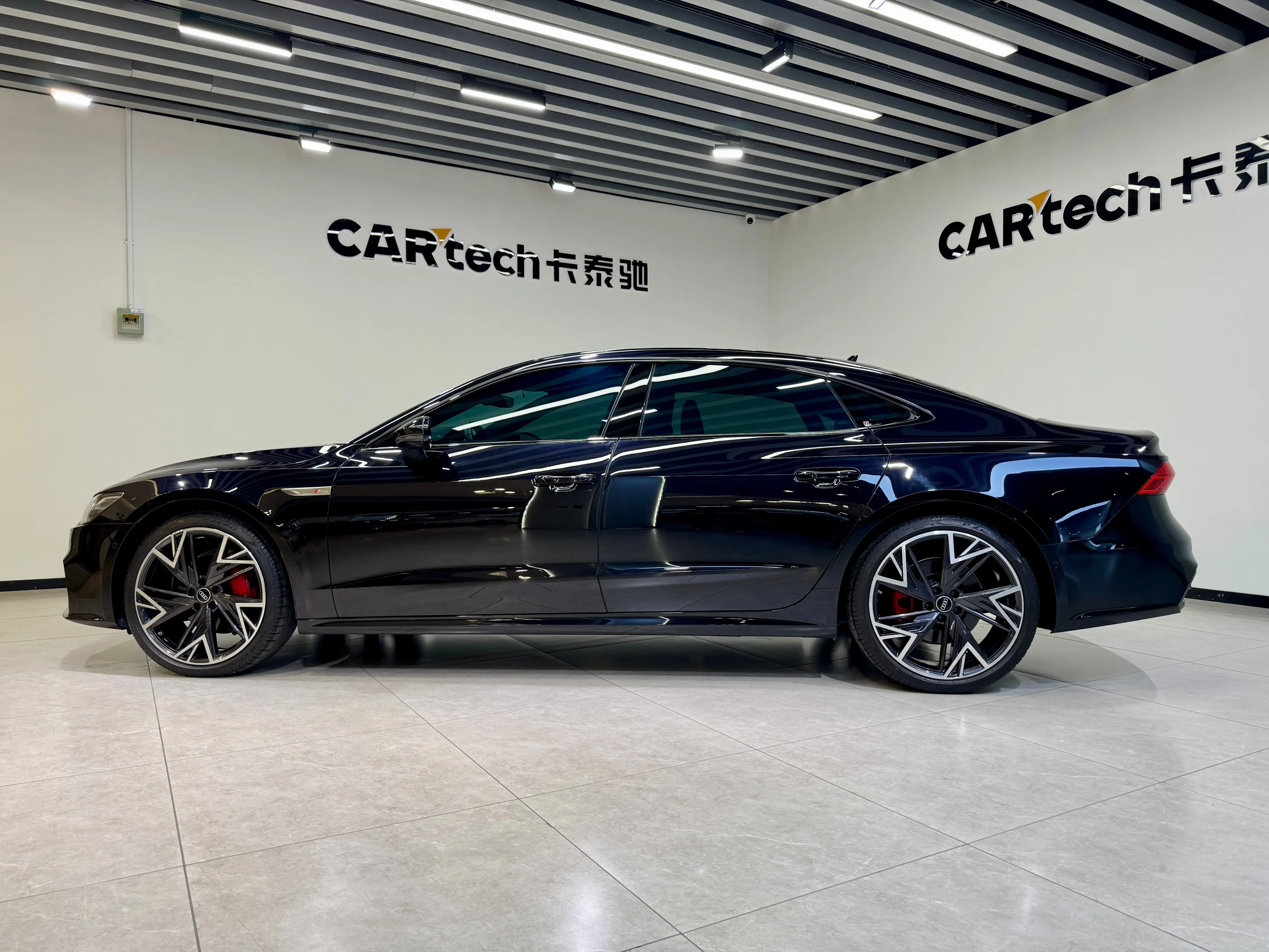 Audi A7L