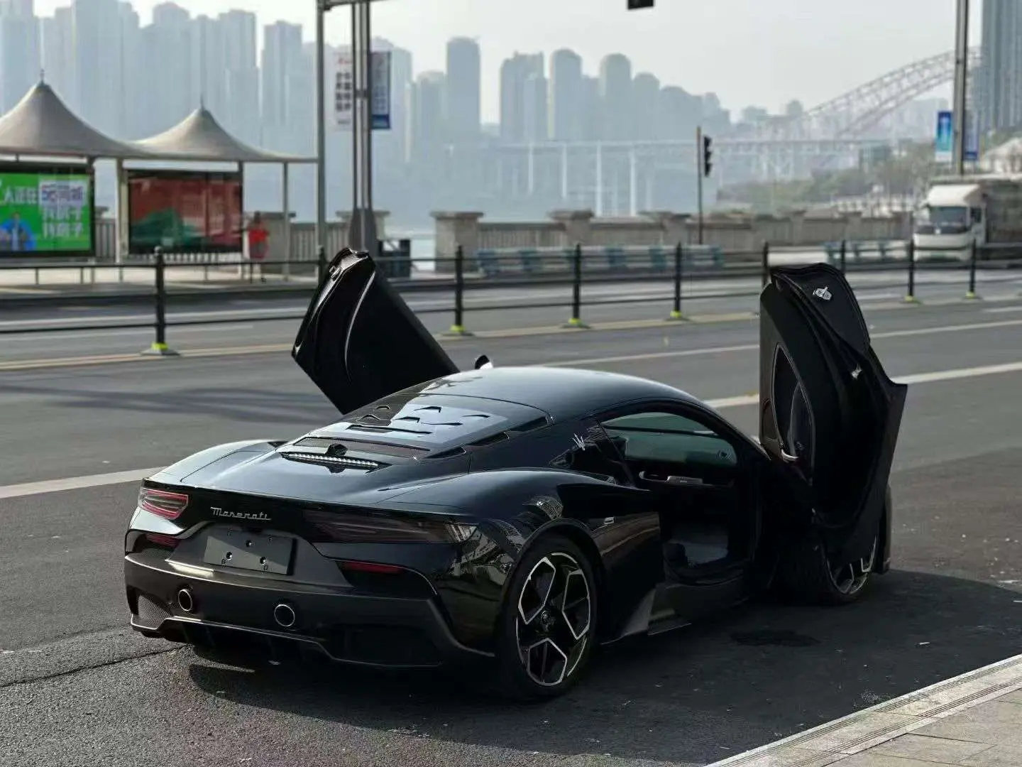 Maserati MC20