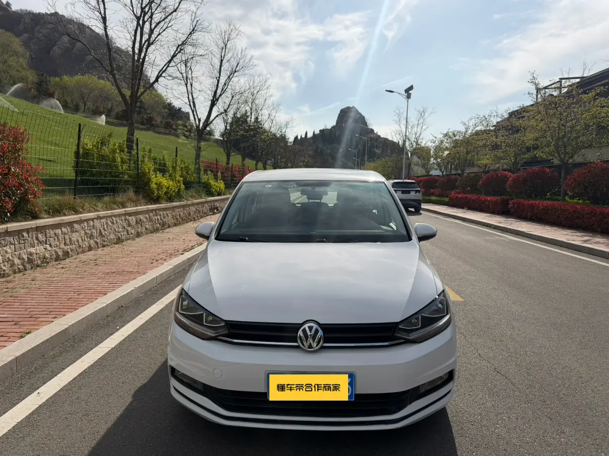 Volkswagen Touran L