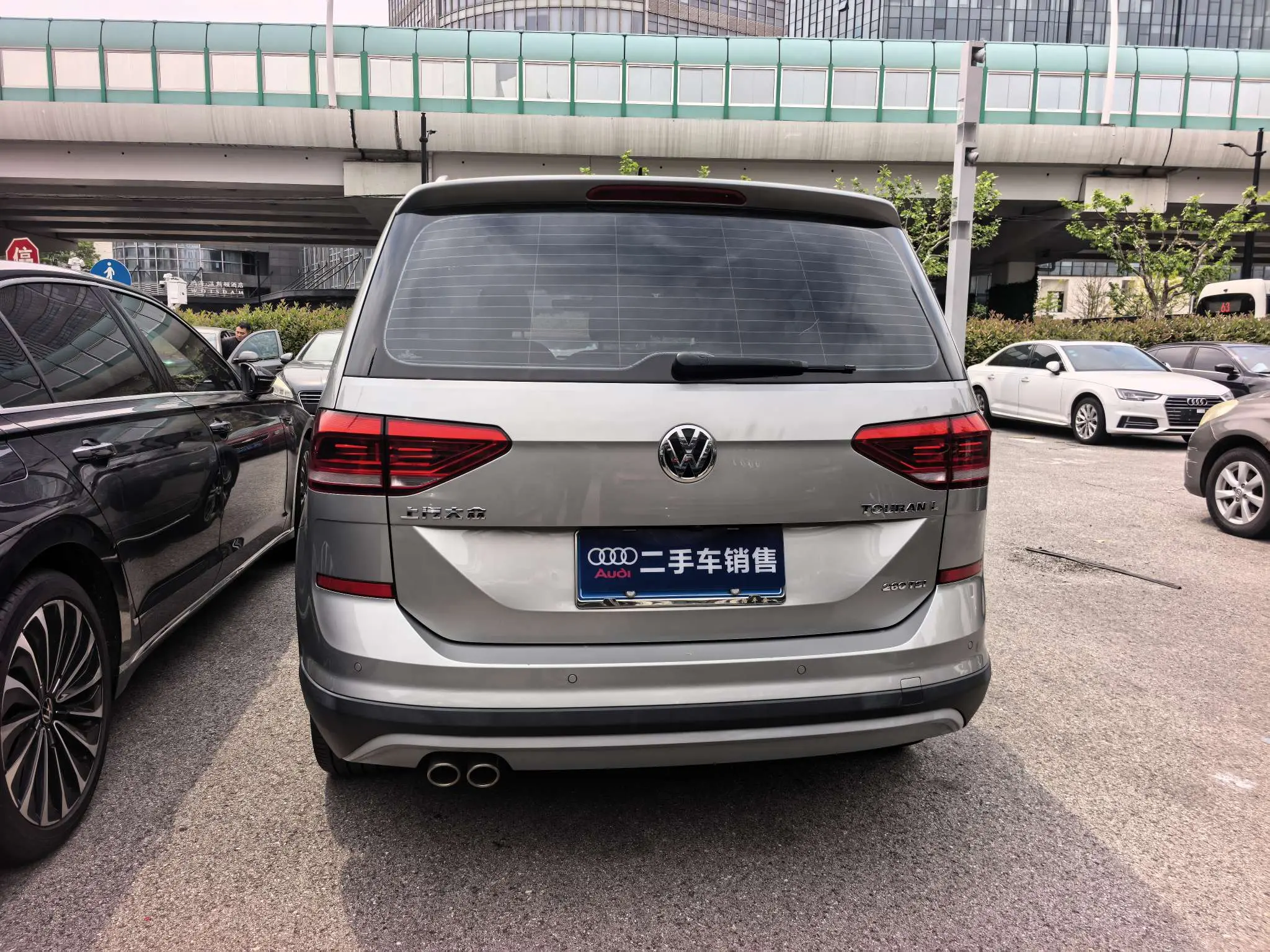 Volkswagen Touran L