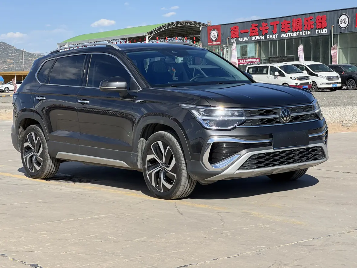 Volkswagen Tharu