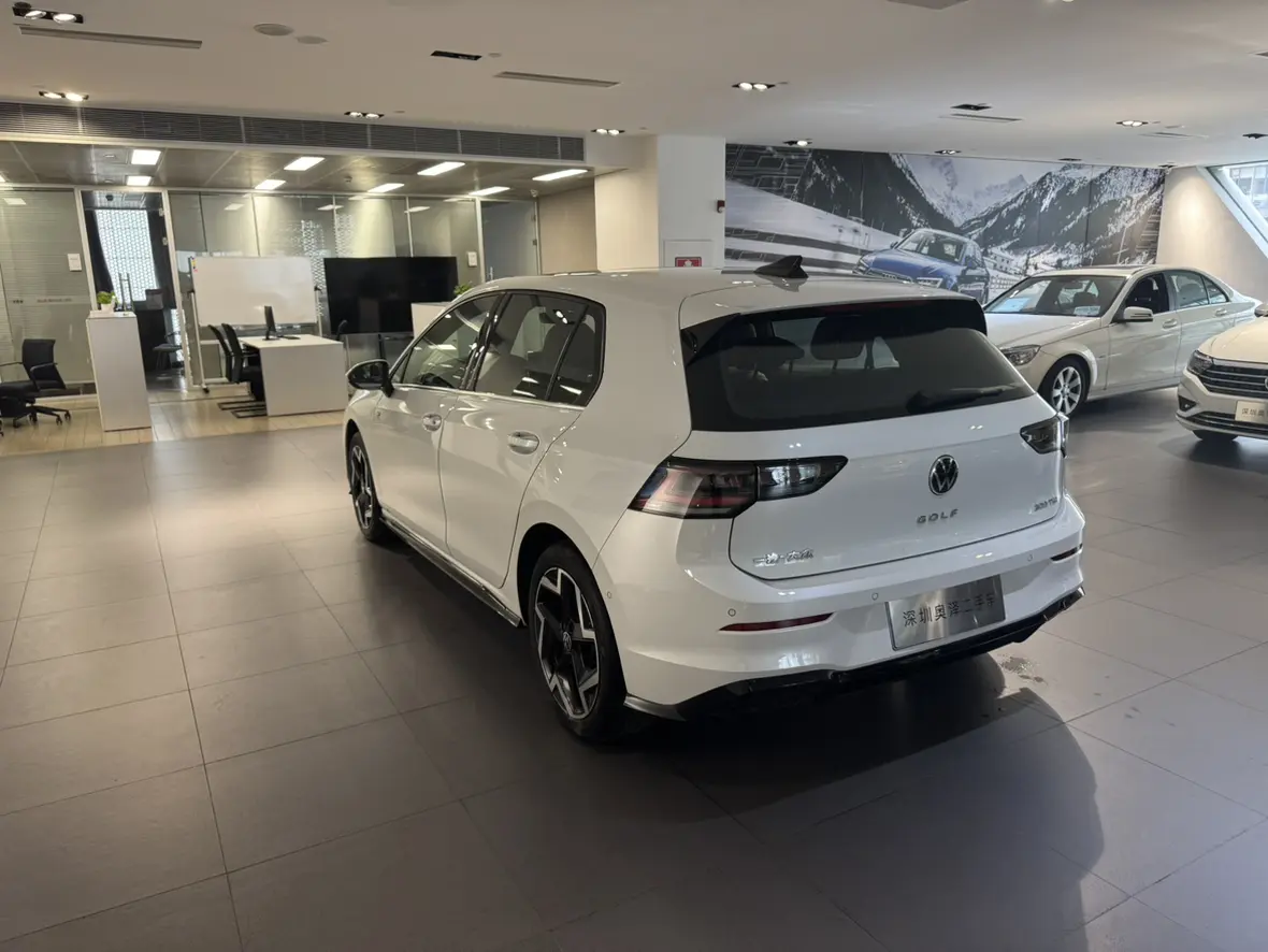 Volkswagen golf