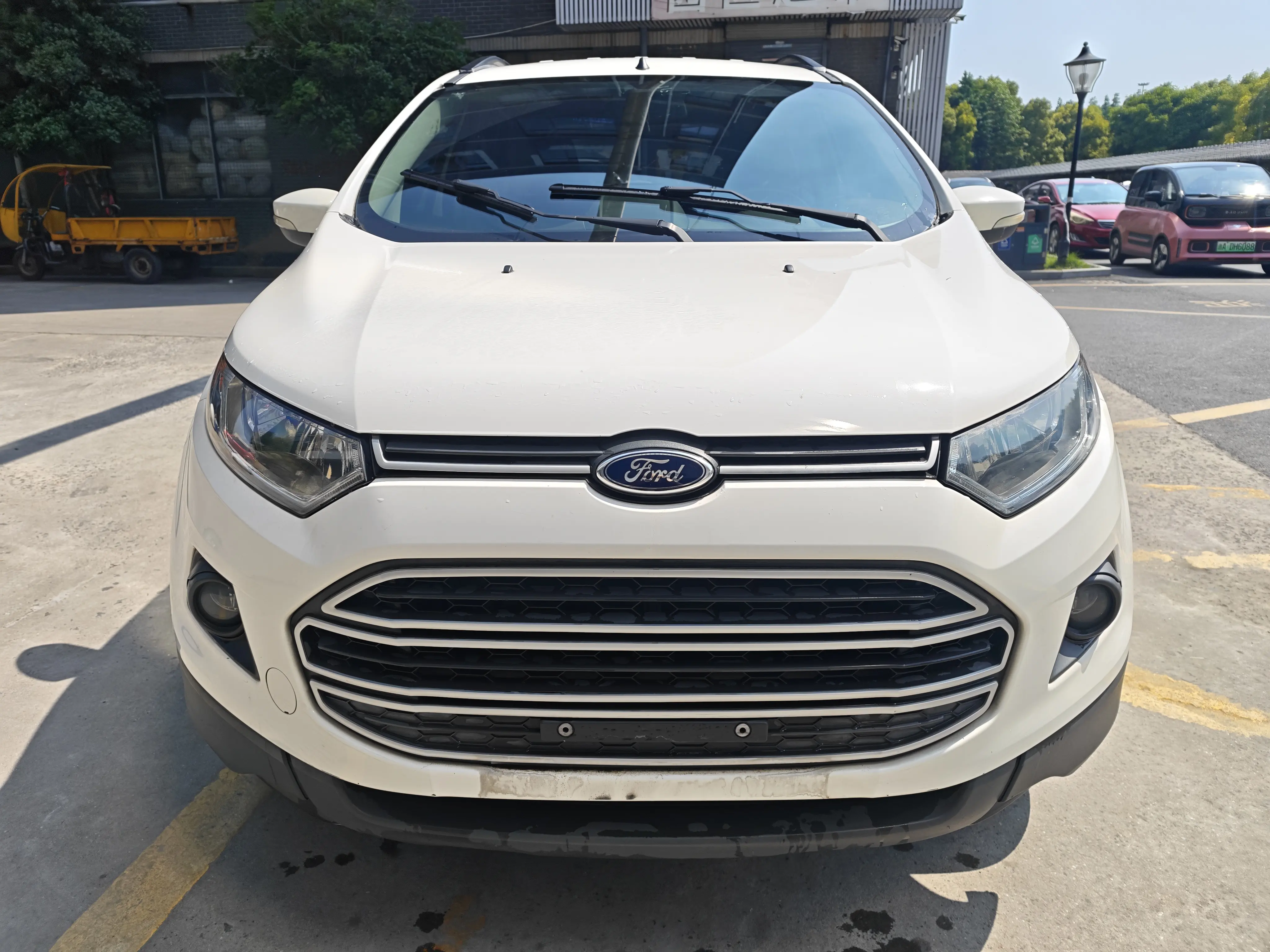 Ford Yibo