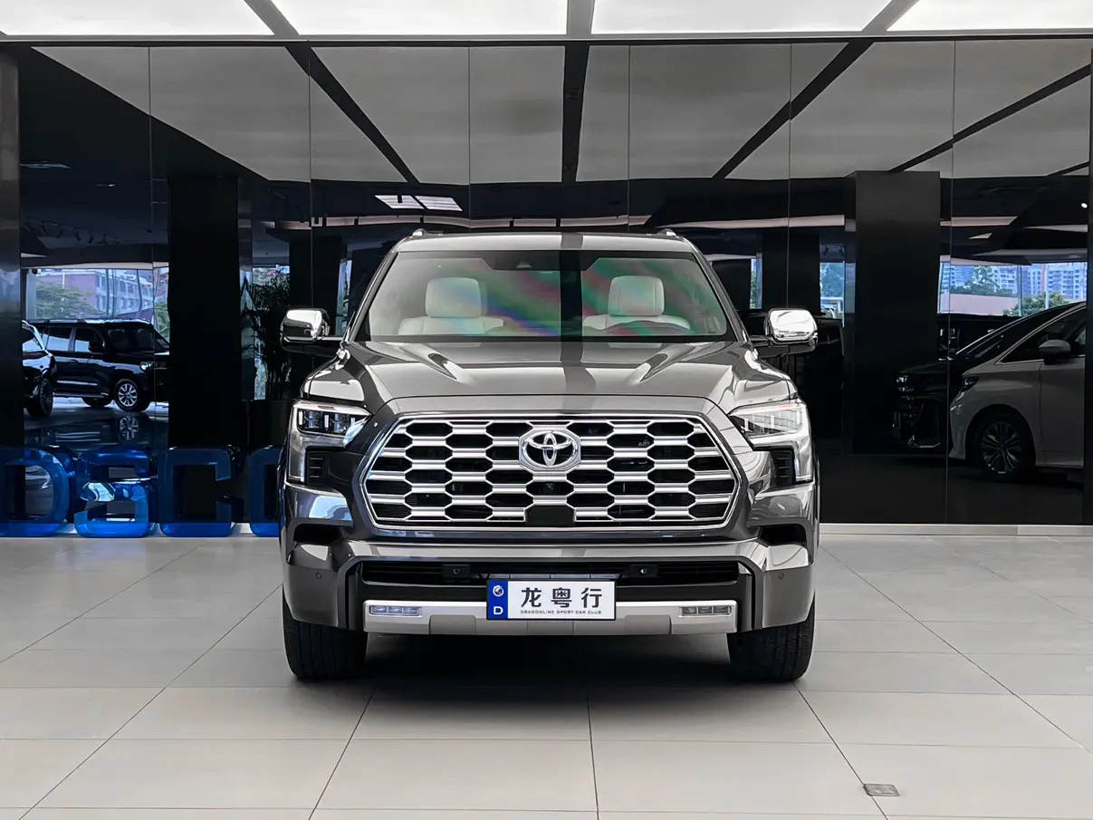 Toyota Sequoia