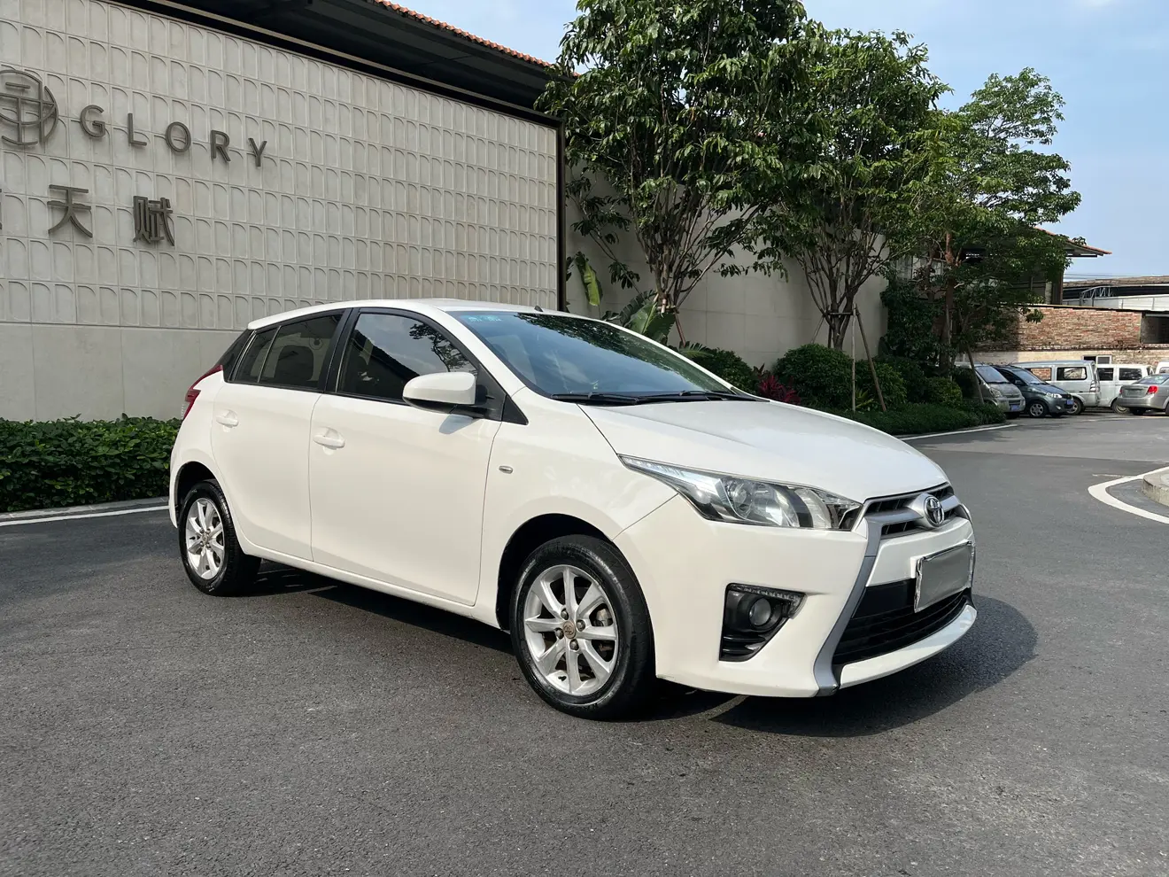 Toyota Yaris L