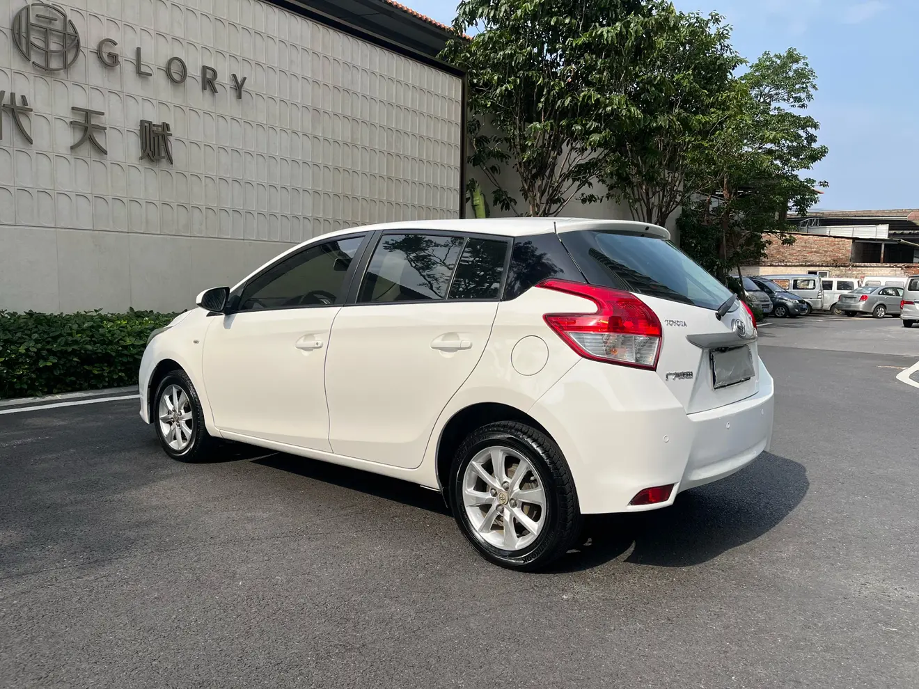 Toyota Yaris L