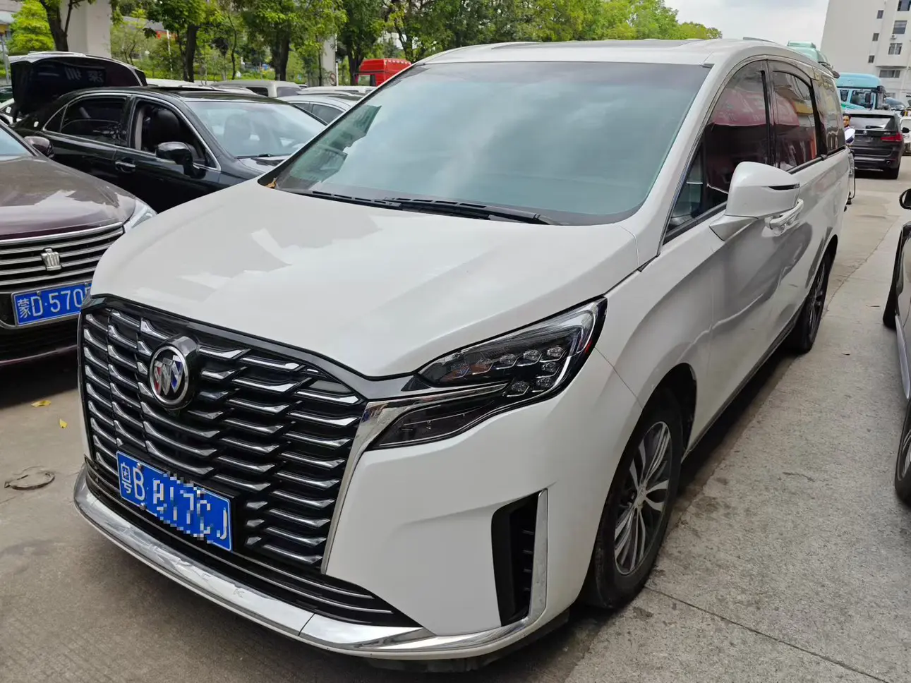 Buick GL8