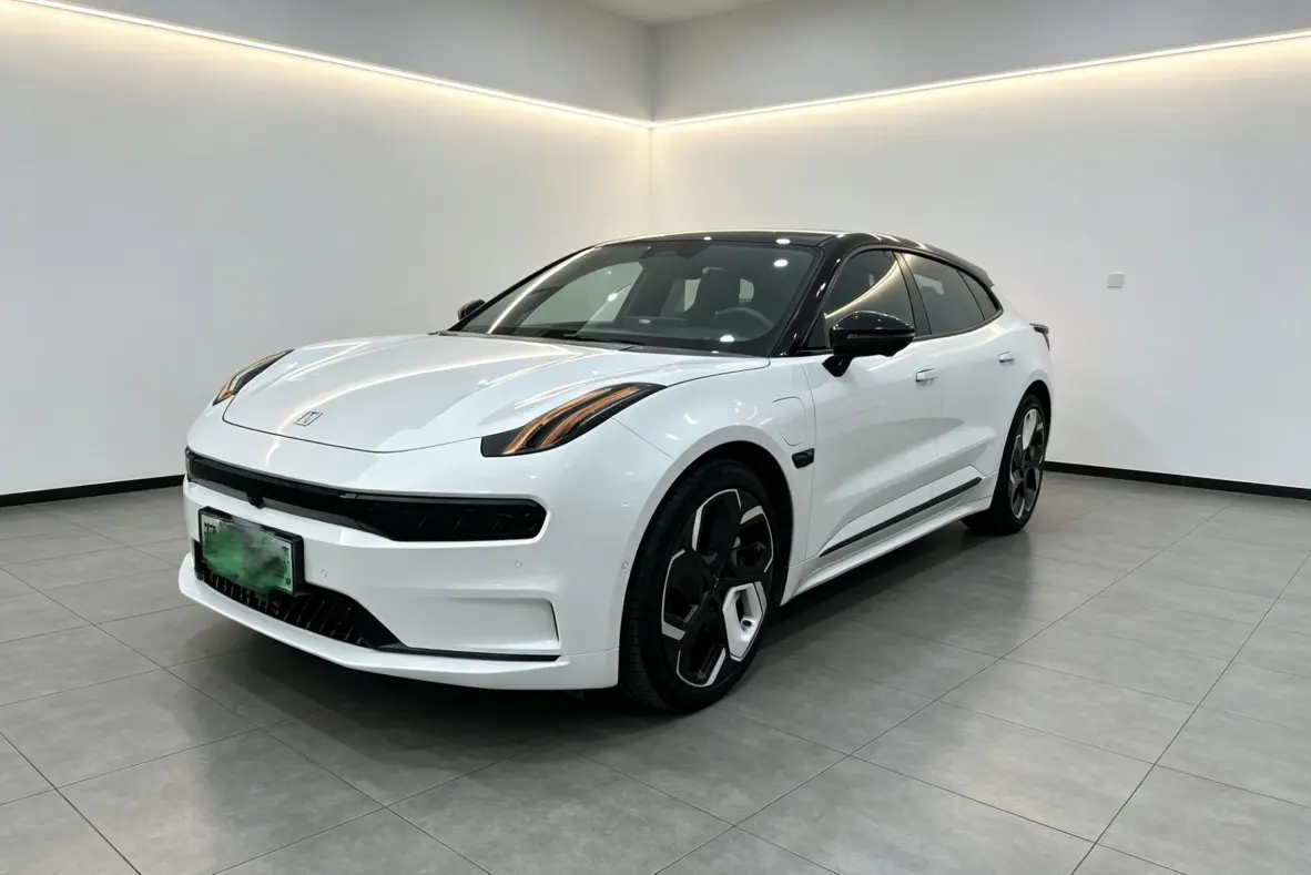 ZEEKR 001