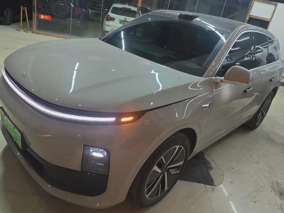 Lixiang L6