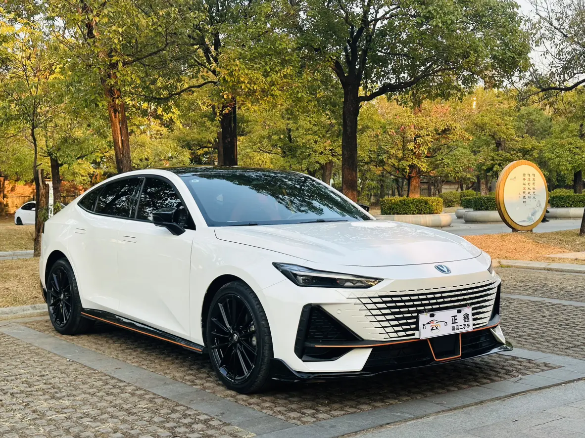 Changan UNI-V