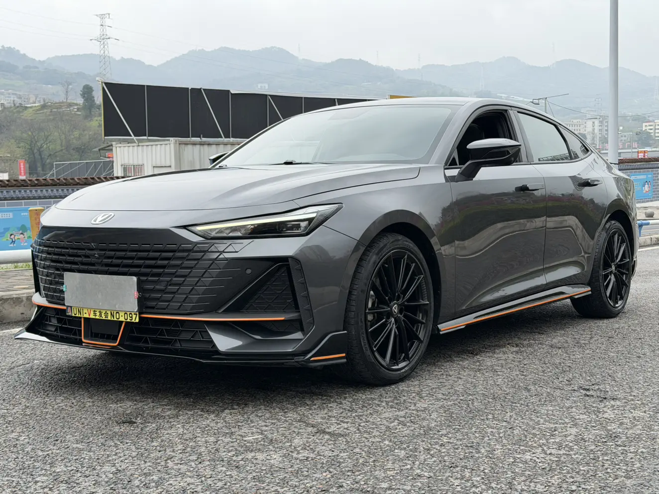 Changan UNI-V