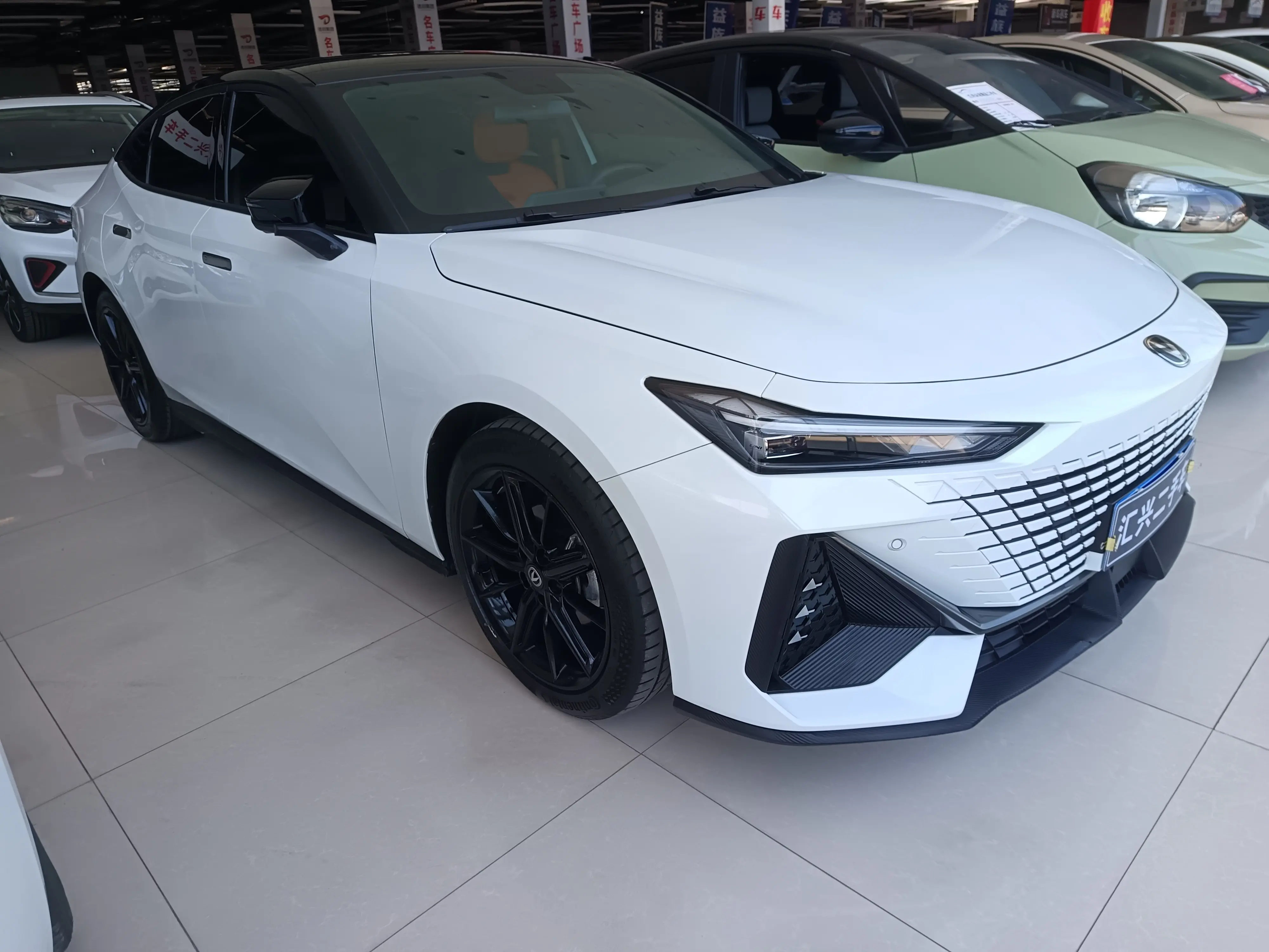 Changan UNI-V