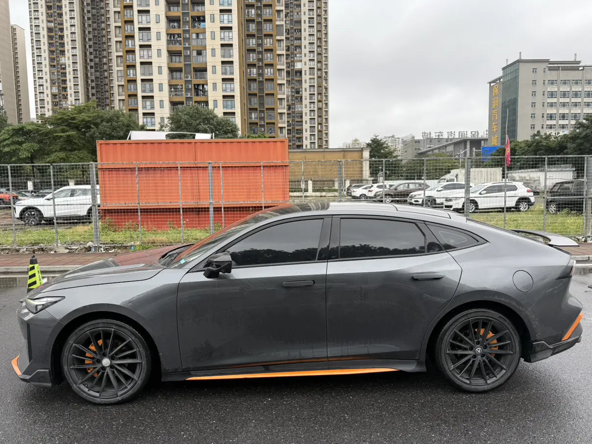 Changan UNI-V